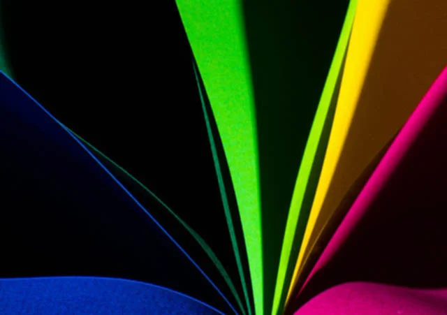 Colored fan pages Appel smaller.jpg