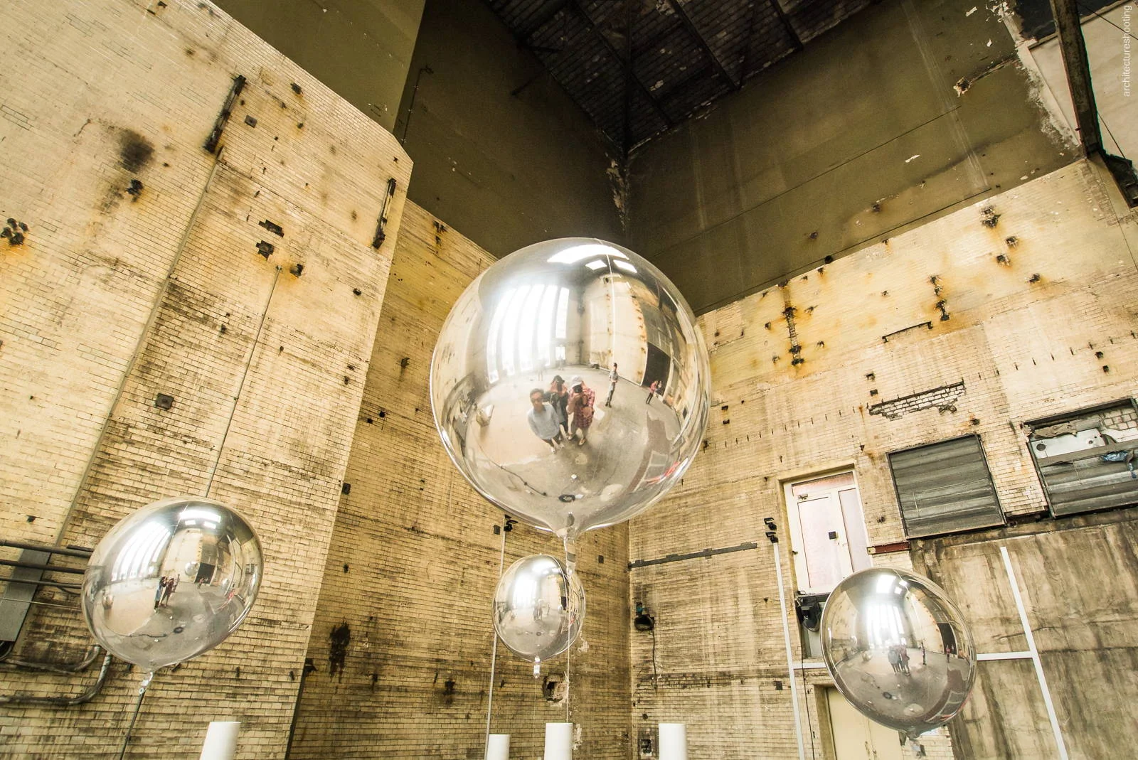 Katrin Wegemann, "Aufsteigen 4", 2013 - Ausstellung "Spiel und Zufall", Kindl Brauerei, Berlin