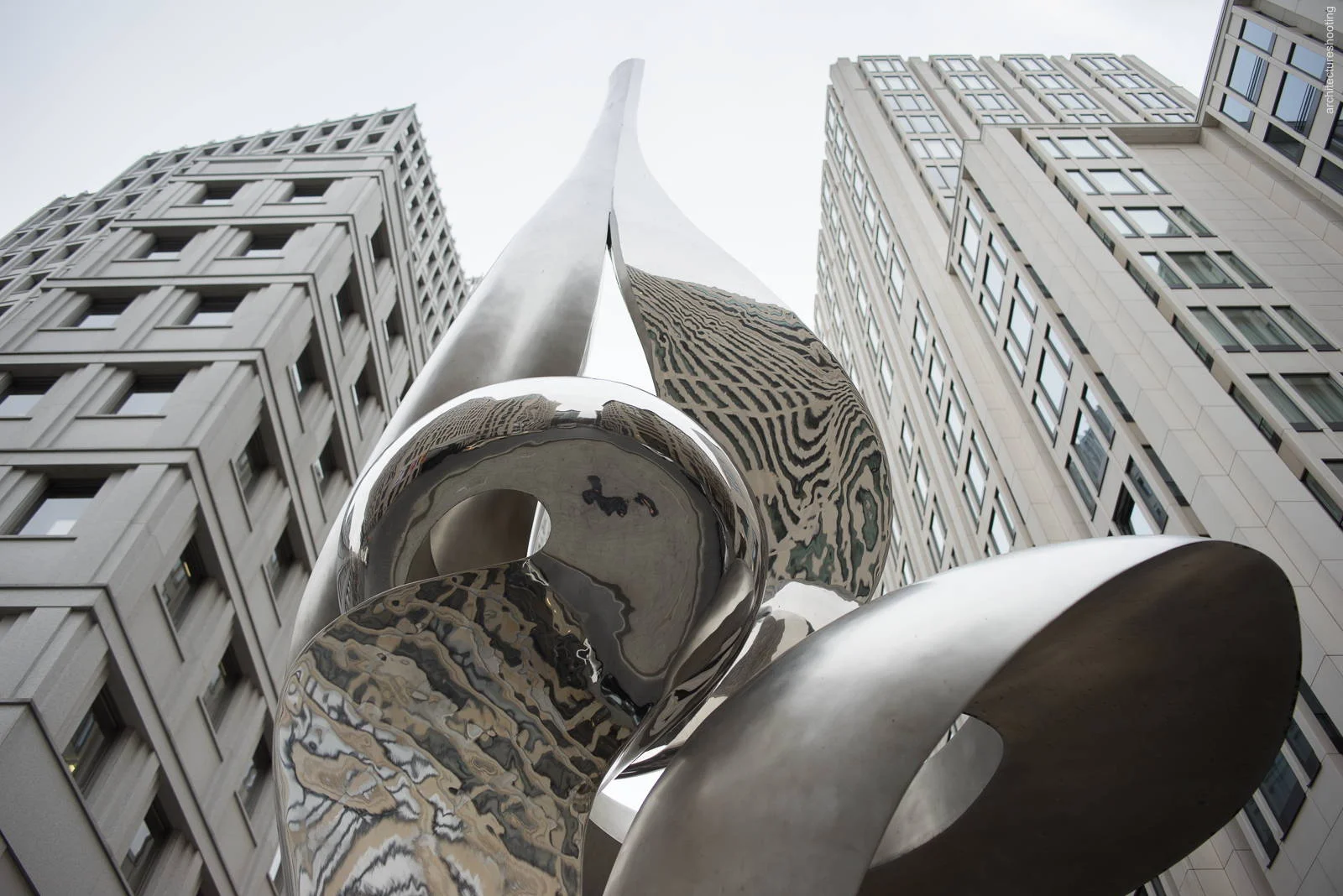 Gidon Graetz, "Phoenix" - Potsdamer Platz Berlin
