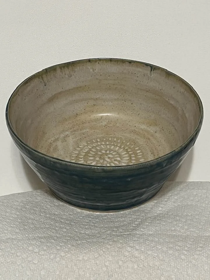 large bowl wih garlic grater 2.jpeg