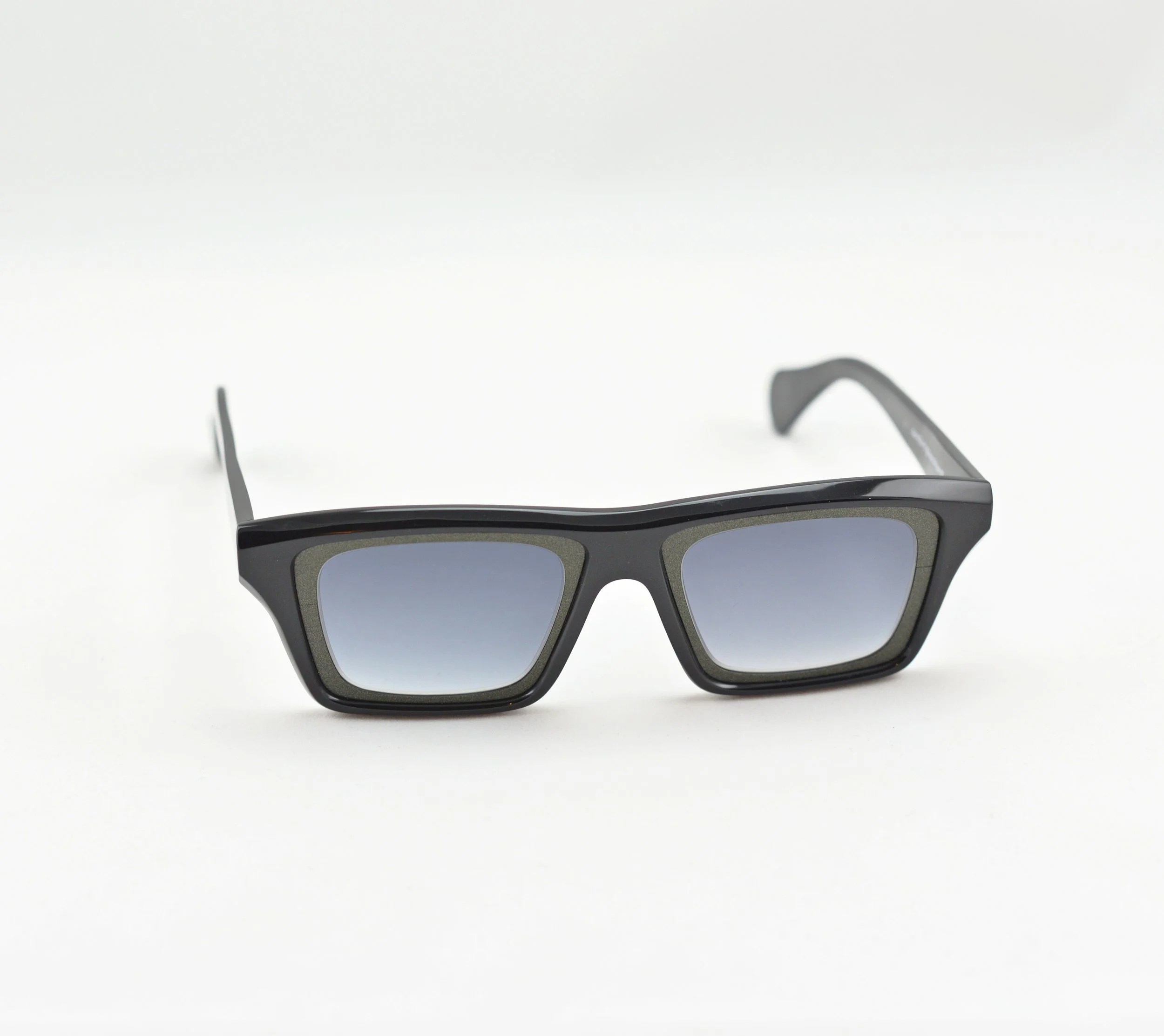 10 theo Mille+93 1 Front.jpg