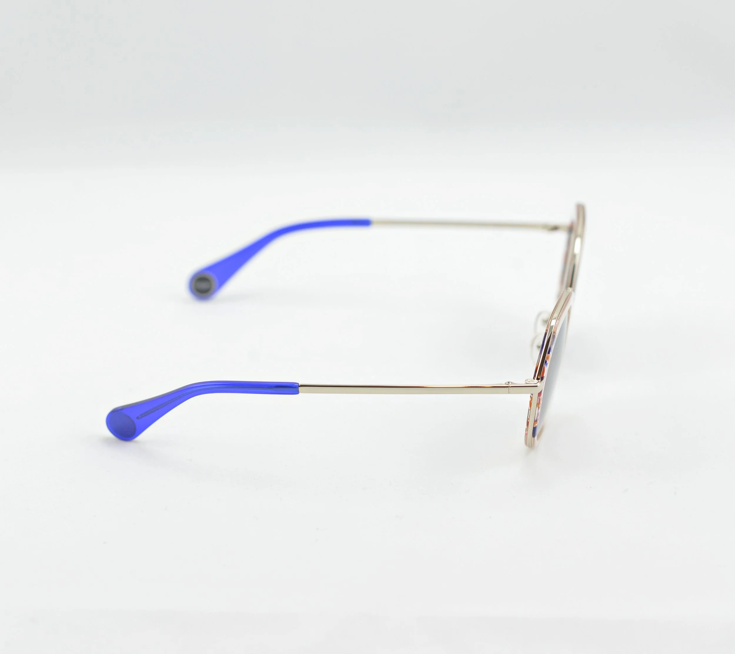 14 Woow Super Strip 1 0305 50-23 Side.jpg