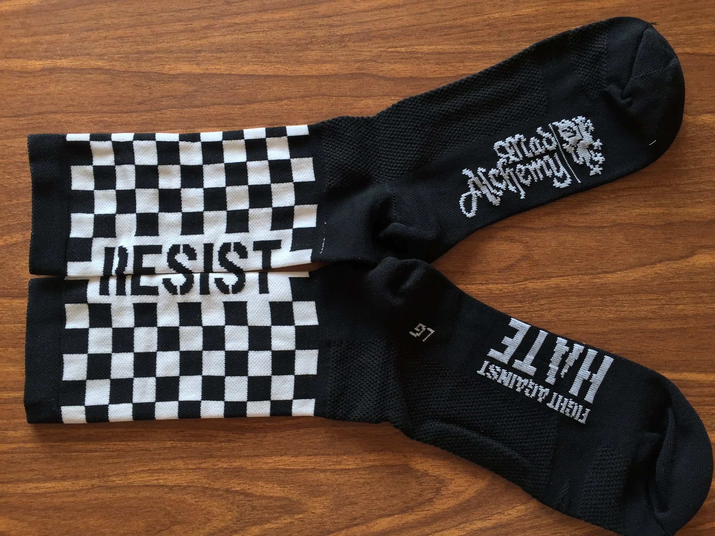 Review: Mad Alchemy Resist B&W Socks ($14 USD)