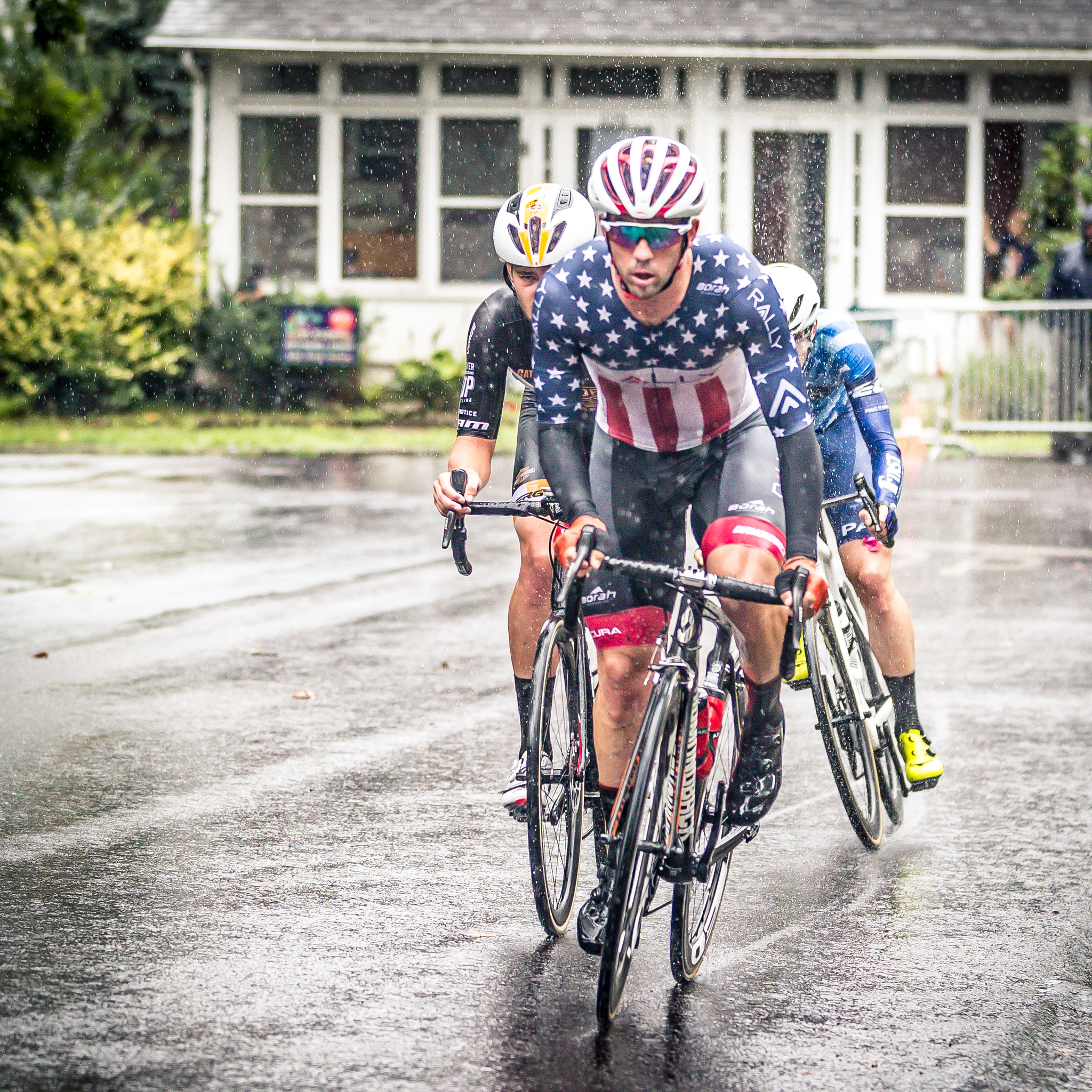 Magner leads Yates and Oldham away from the pack. The trio amassed nearly a ninety-second lead over the pack.