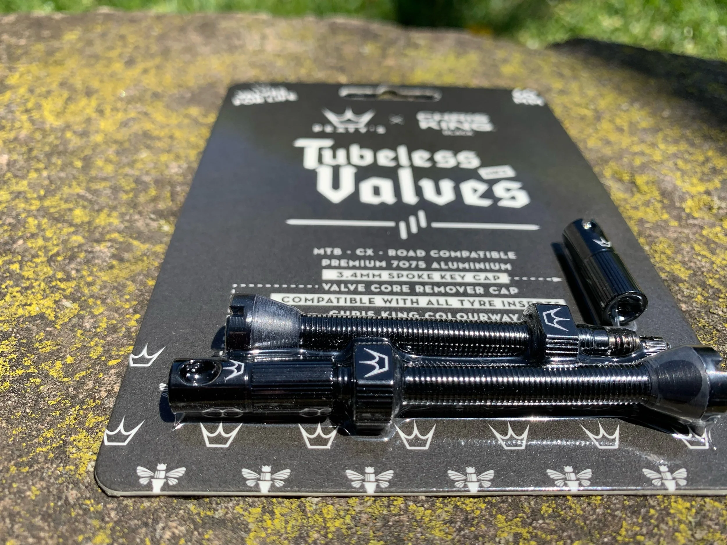 Review: Peaty’s x Chris King (MK2) Tubeless Valves