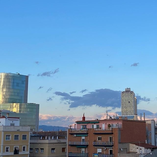Spotted: gray whale cruising the #barcelona #skyline 😜 #cigarettebreak #studiotime