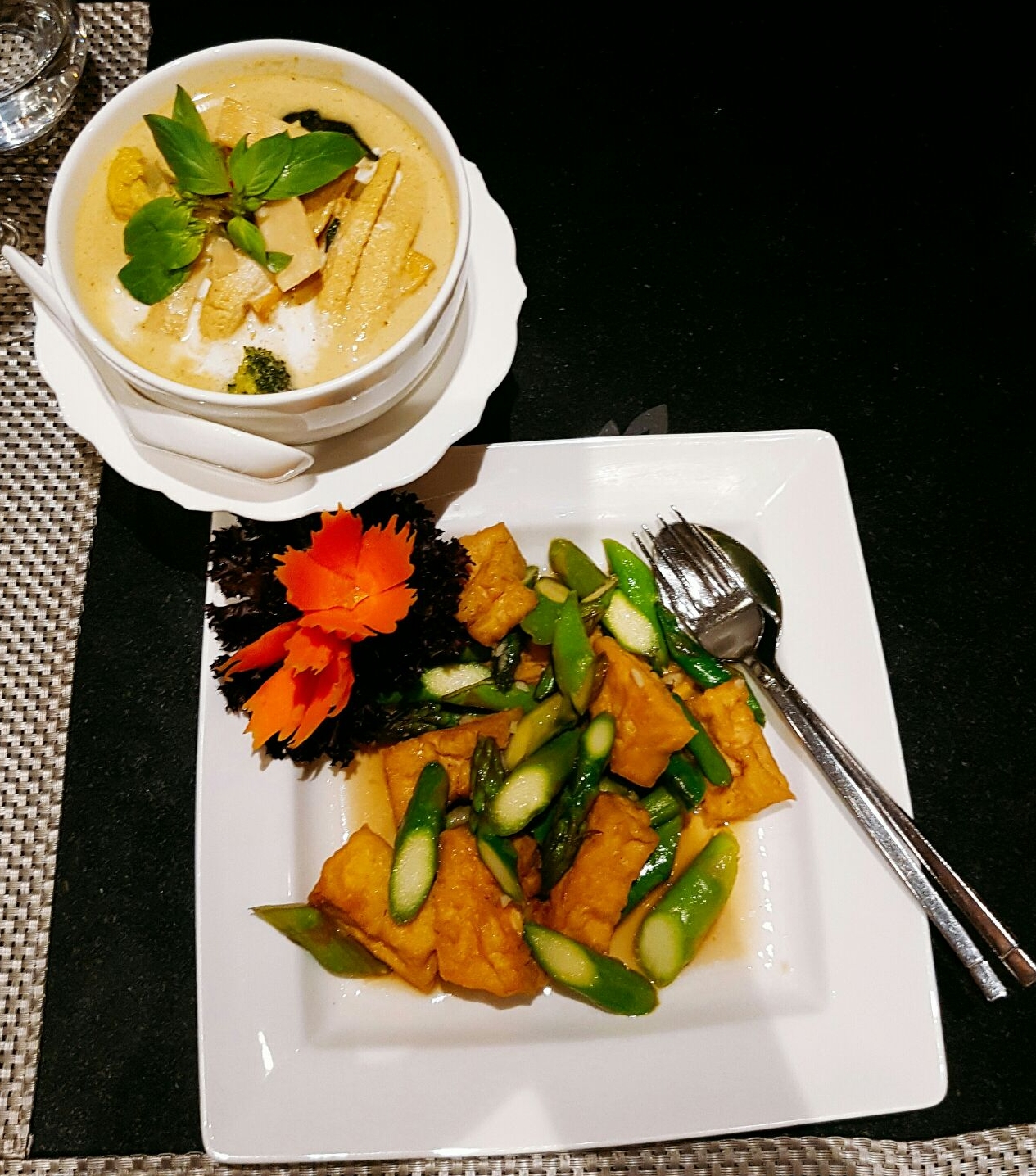 Menu - Nipa Thai review