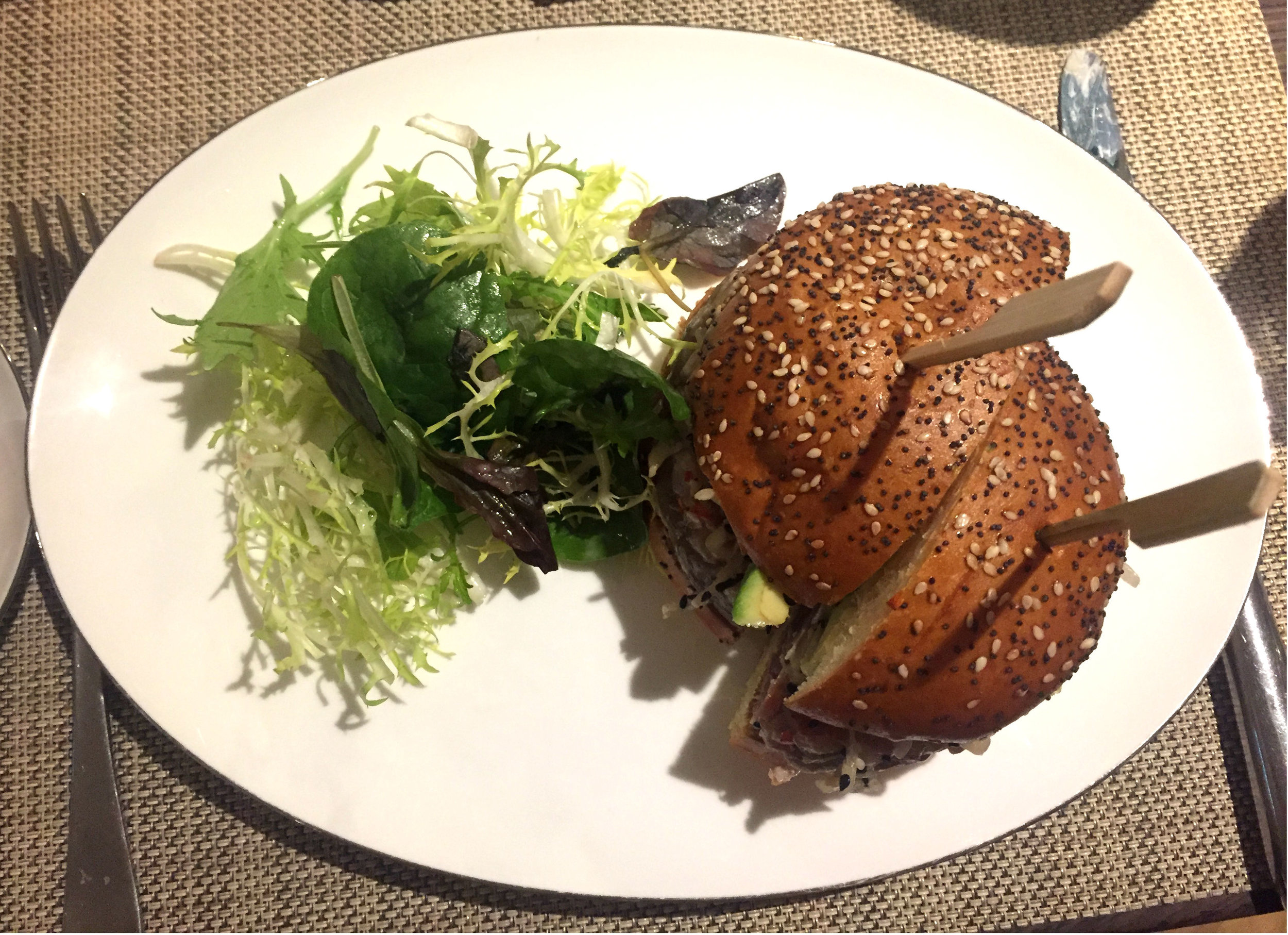 Tuna burger at Galvin At The Athenaeum - Review