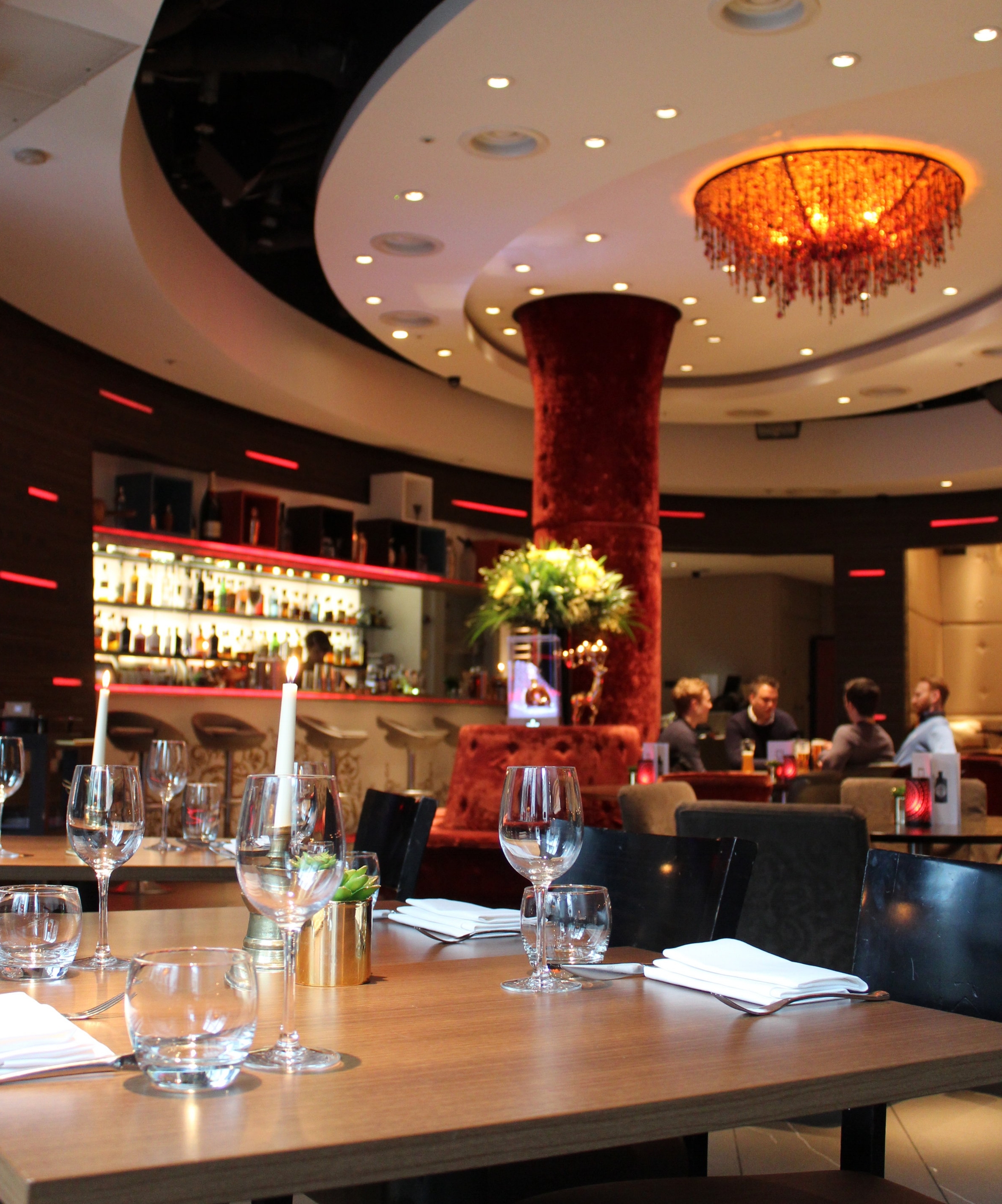 Eaton Square restaurant and bar review