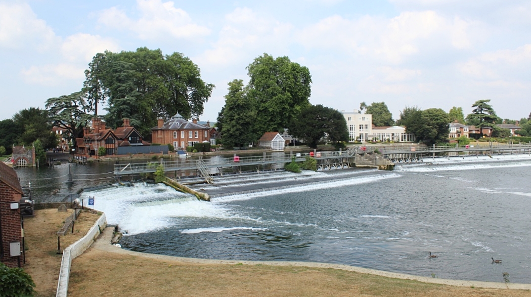 Macdonald Compleat Angler Hotel Review, Marlow, Travel blog