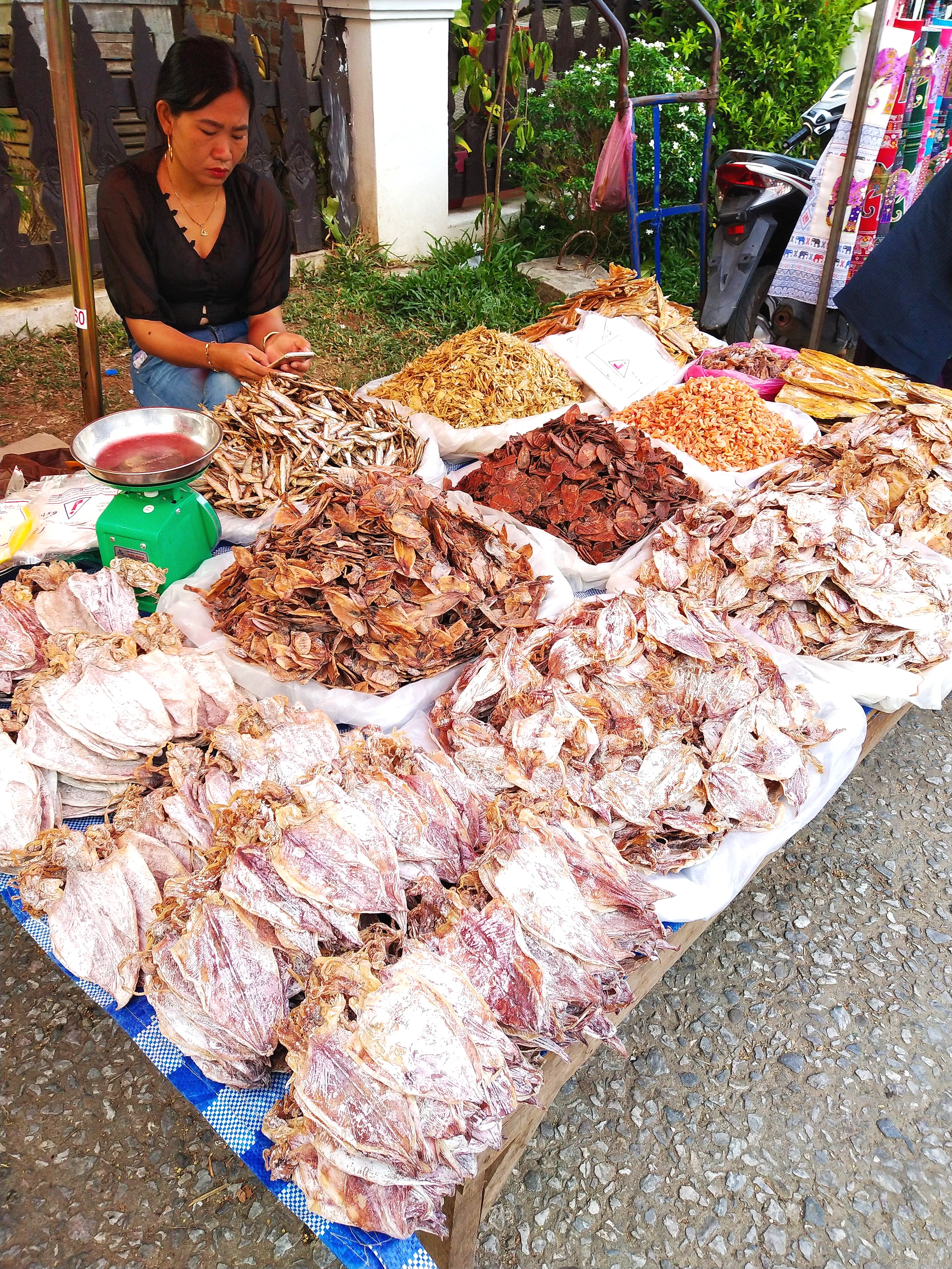 Luang+Prabang+market.jpg