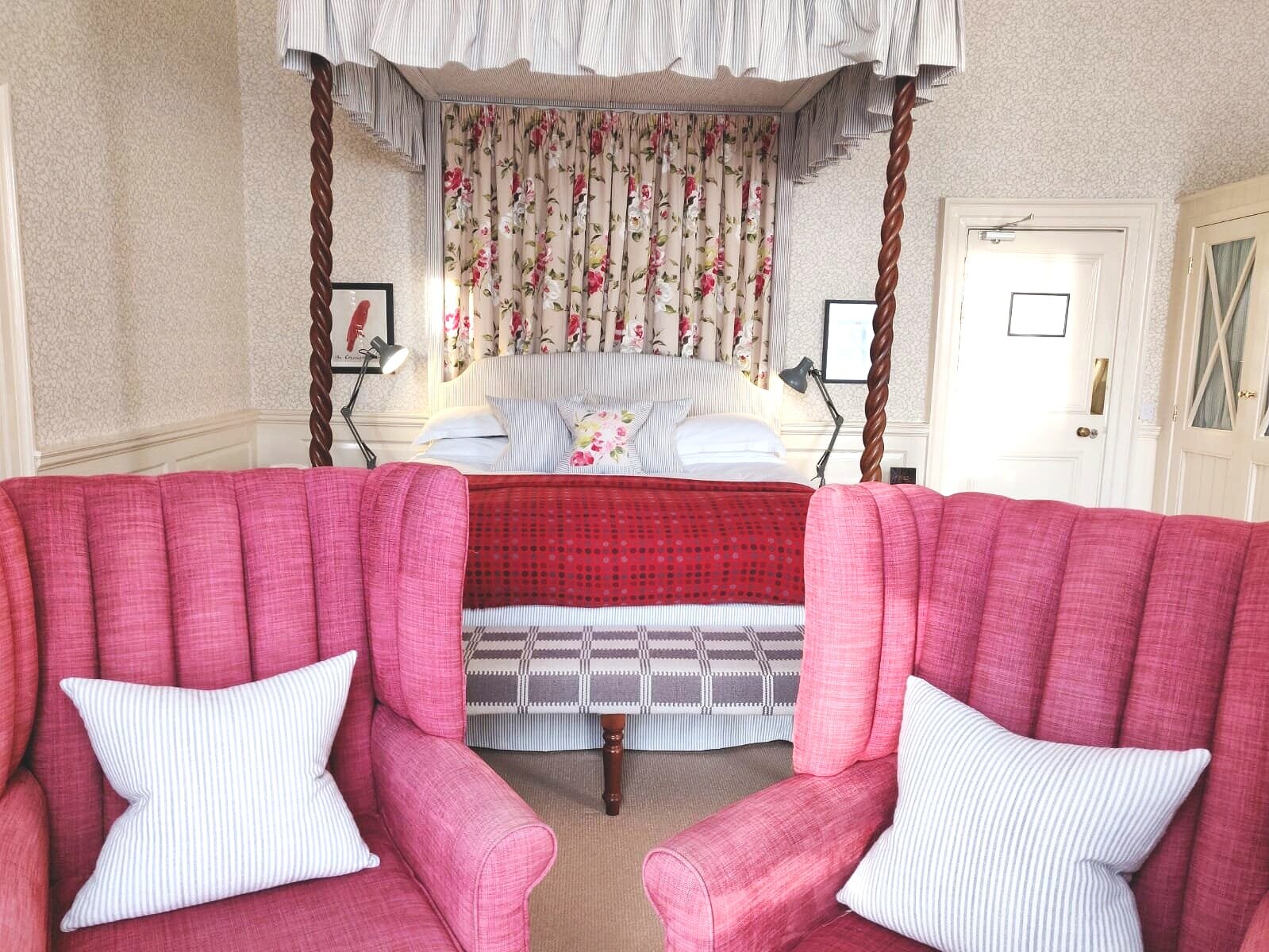 The Close Hotel Tetbury bedroom