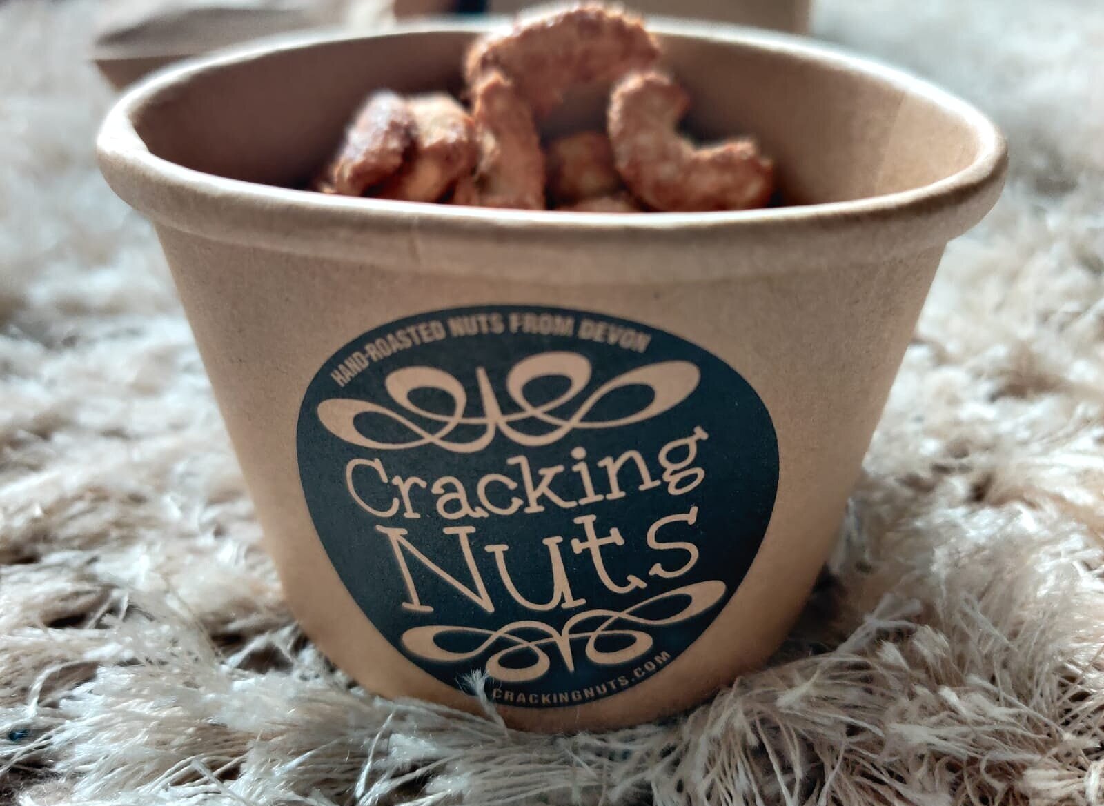 Crackling Nuts