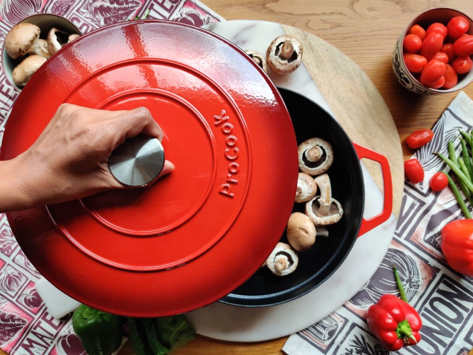 Procook red cast iron collection