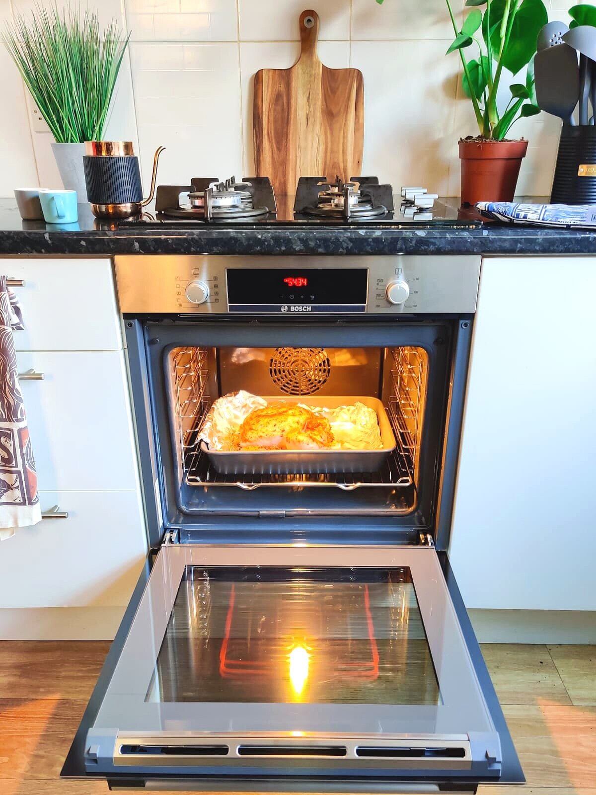 Bosch Serie 4 - Built in Electric Single Oven - Review — Her Food & Travel