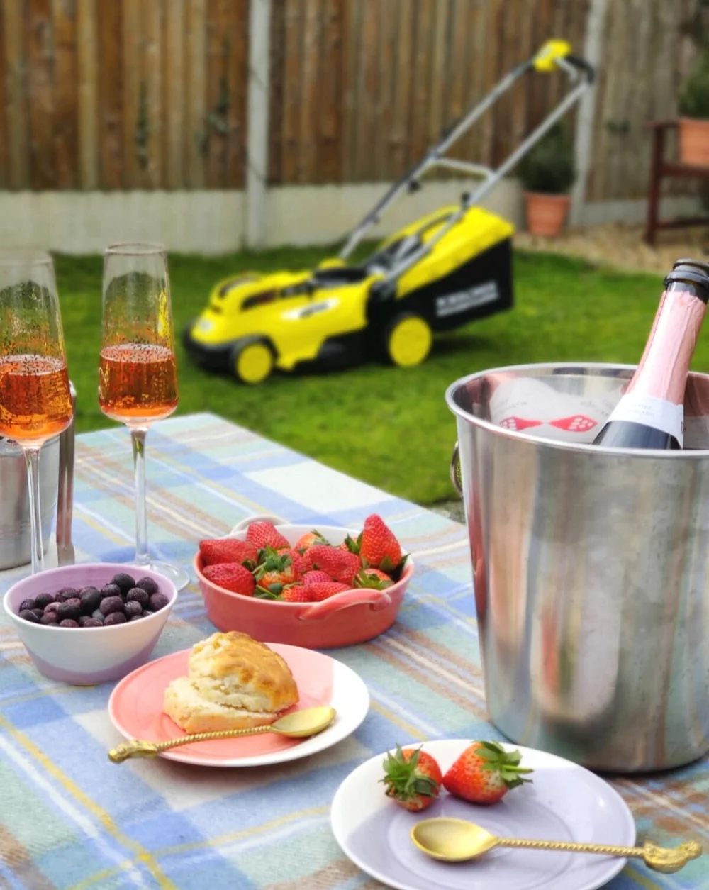 Gtech Heatwave Patio Heater Review — Her Favourite Food u0026 Travel