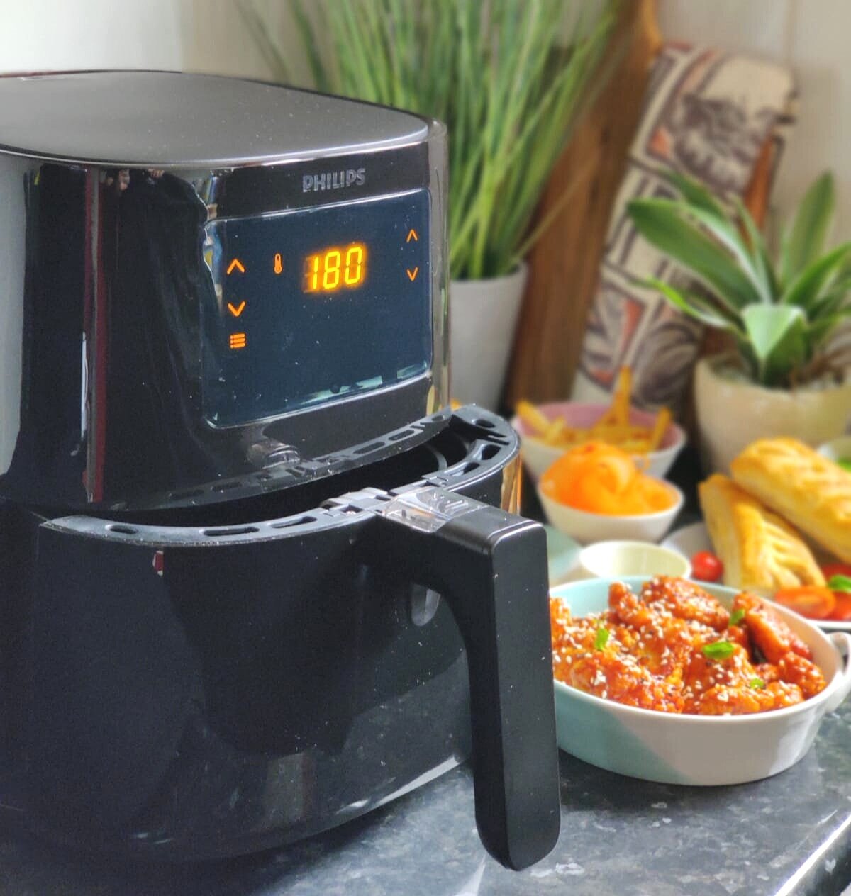 Philips Essential Airfryer Review — Her Favourite Food & Travel