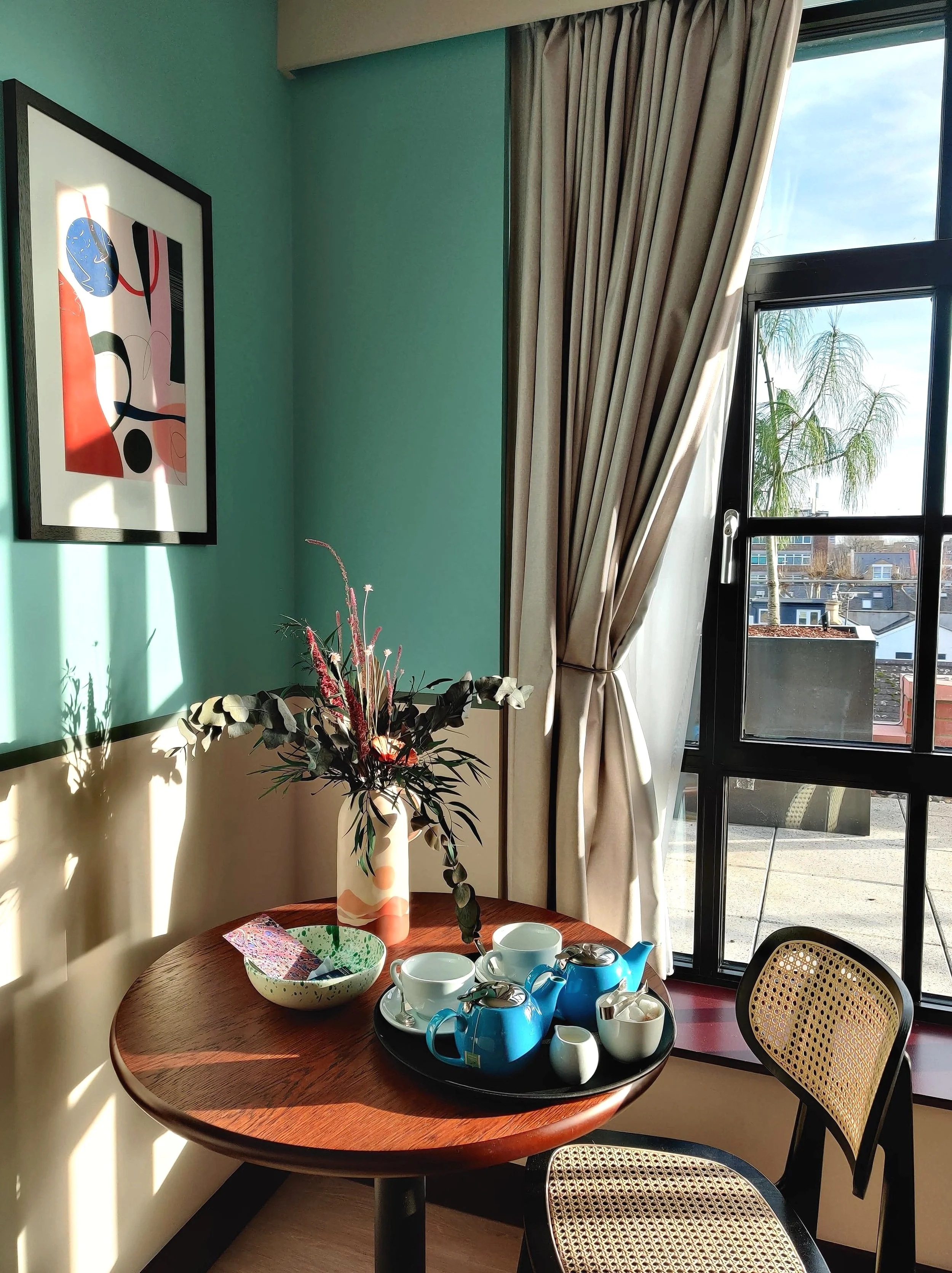 London’s First Hometel - Room2 Chiswick Review