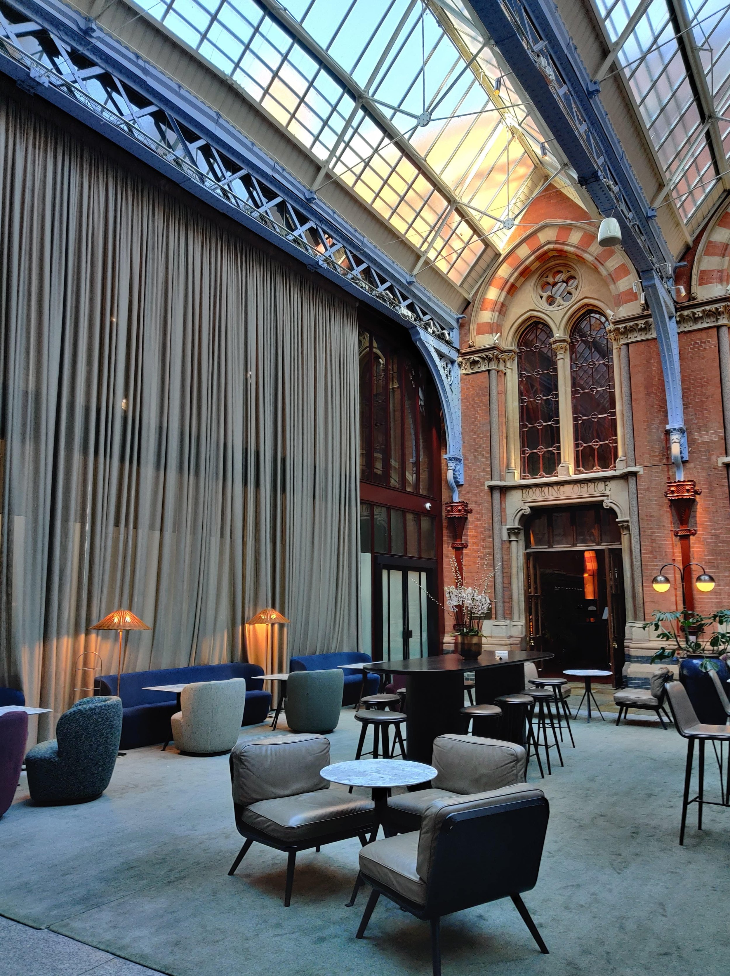 St Pancras Renaissance Hotel London The Hansom