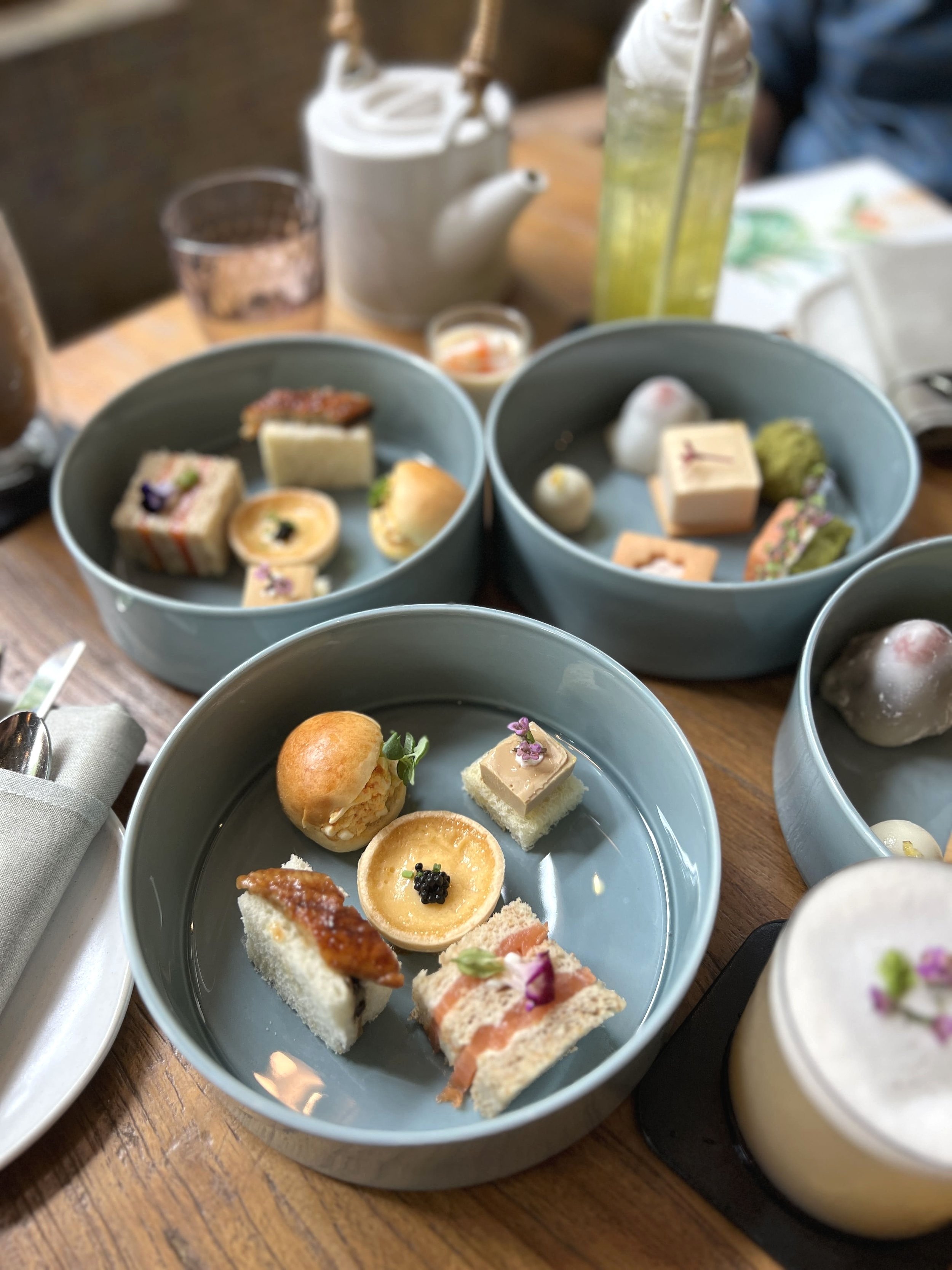 Four Seasons Afternoon tea Singapore review.