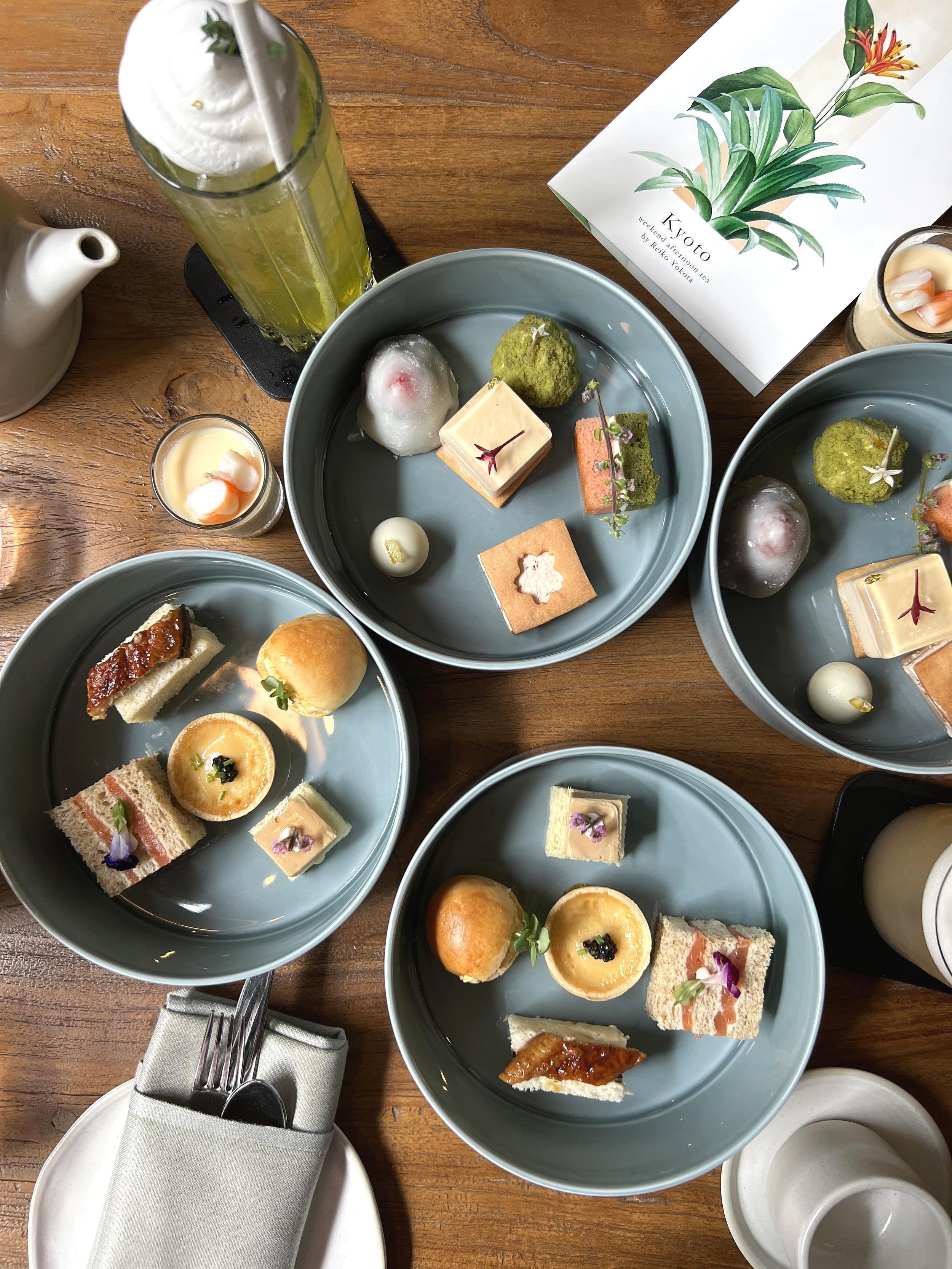 Four Seasons Afternoon tea Singapore review.