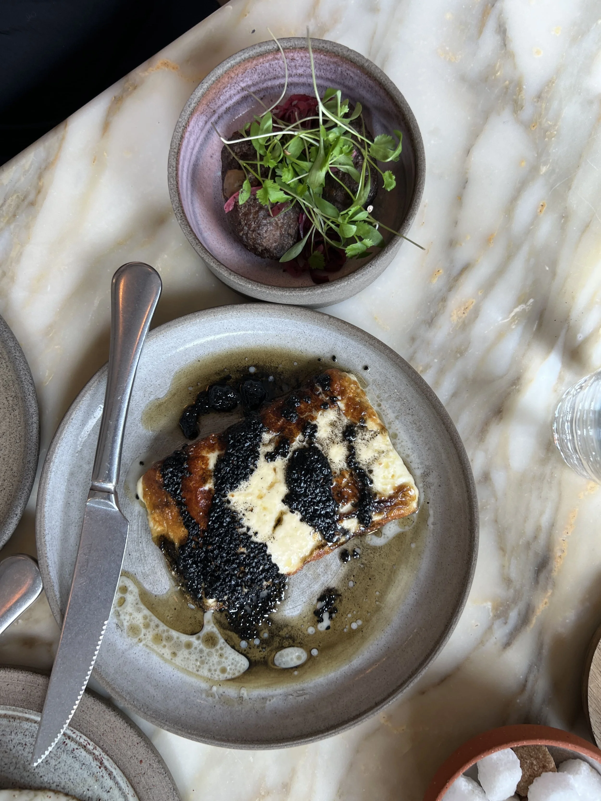 Akub review Noting Hill 5.JPG