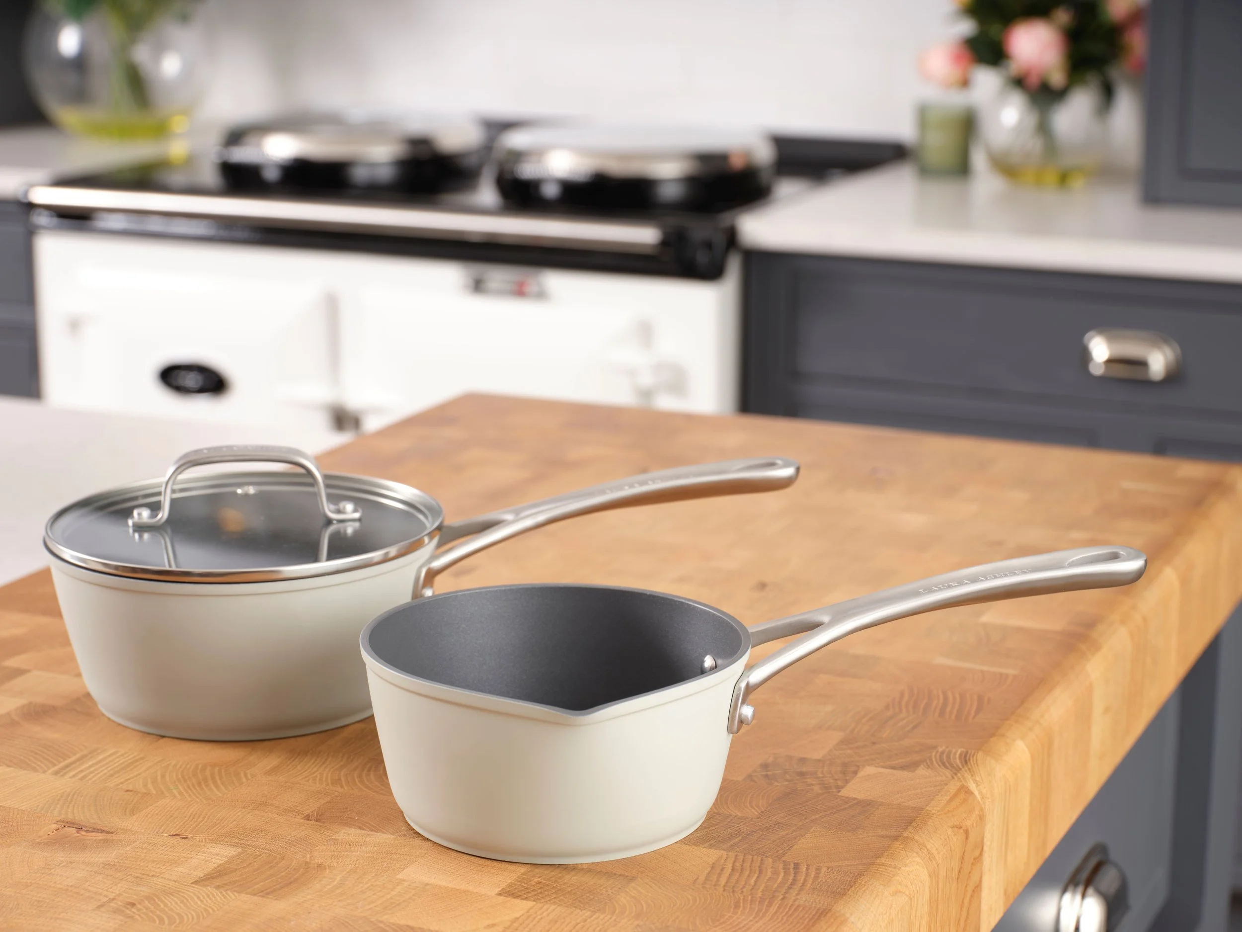 LAURA ASHLEY Forged Aluminium Cookware_11.jpg