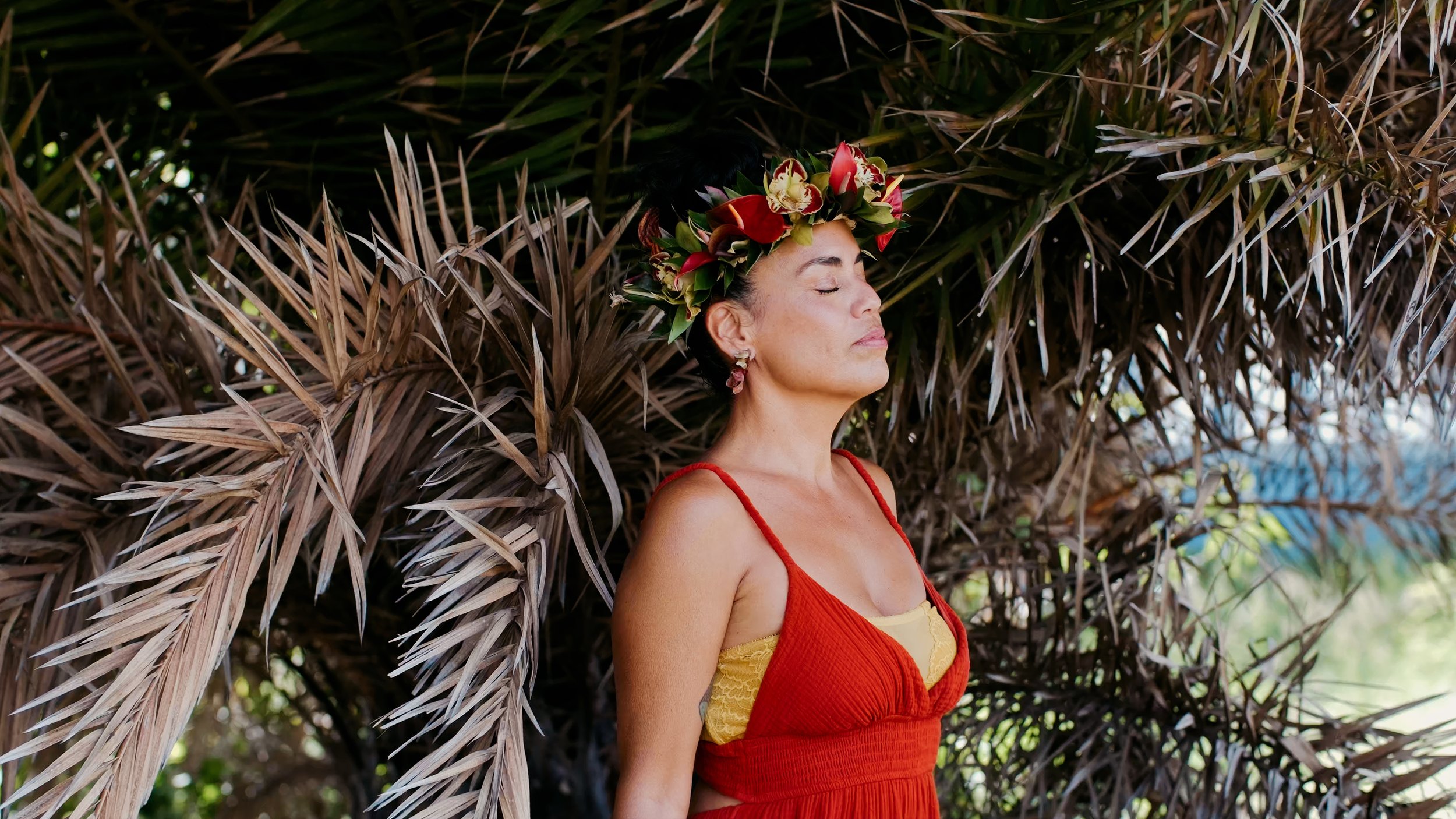 Gina Kananipua Ballesteros: Sustainable Flower Artist
