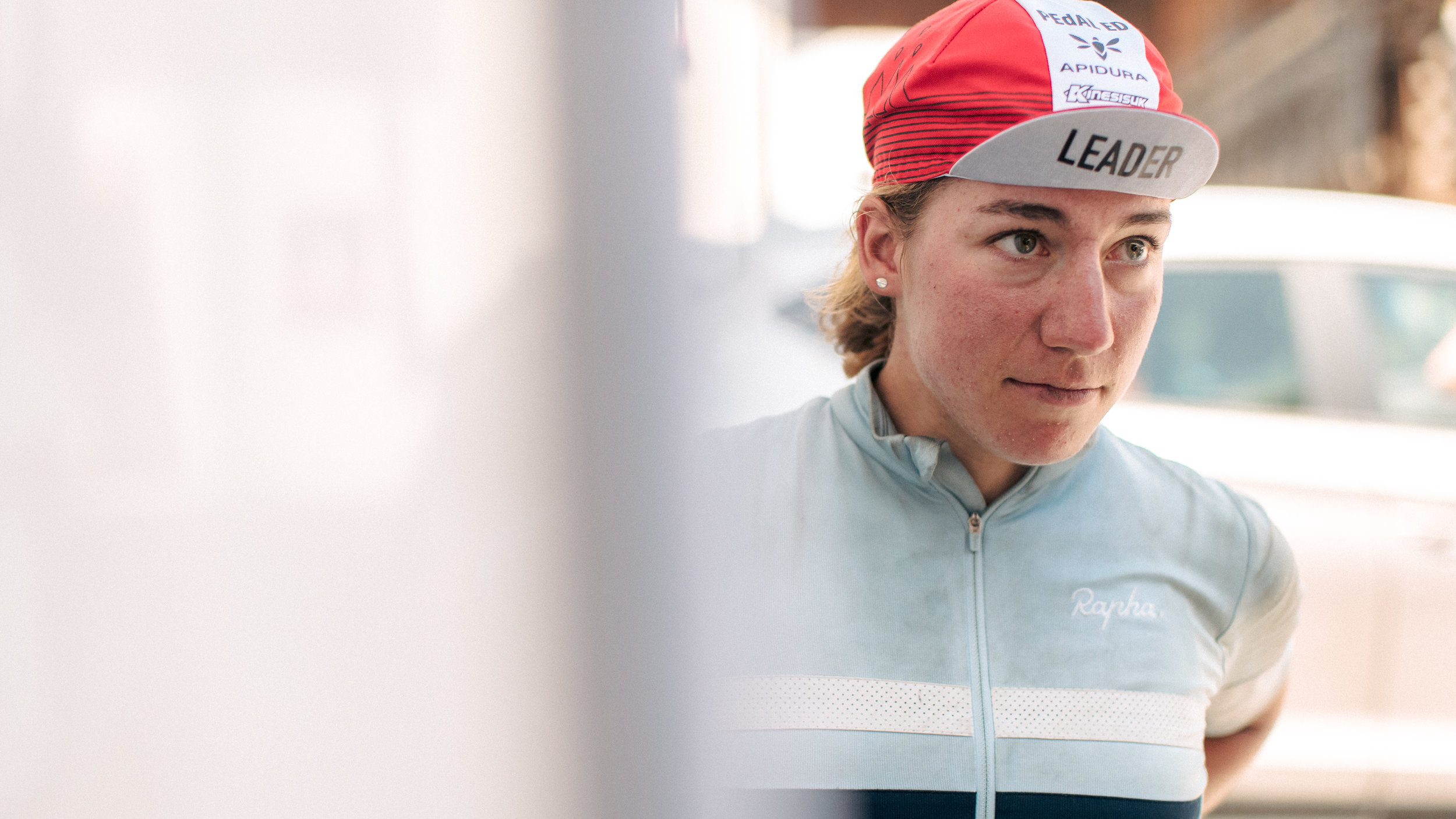 Fiona Kolbinger wears the CP3 leader’s cap. Photo: Angus Sung©