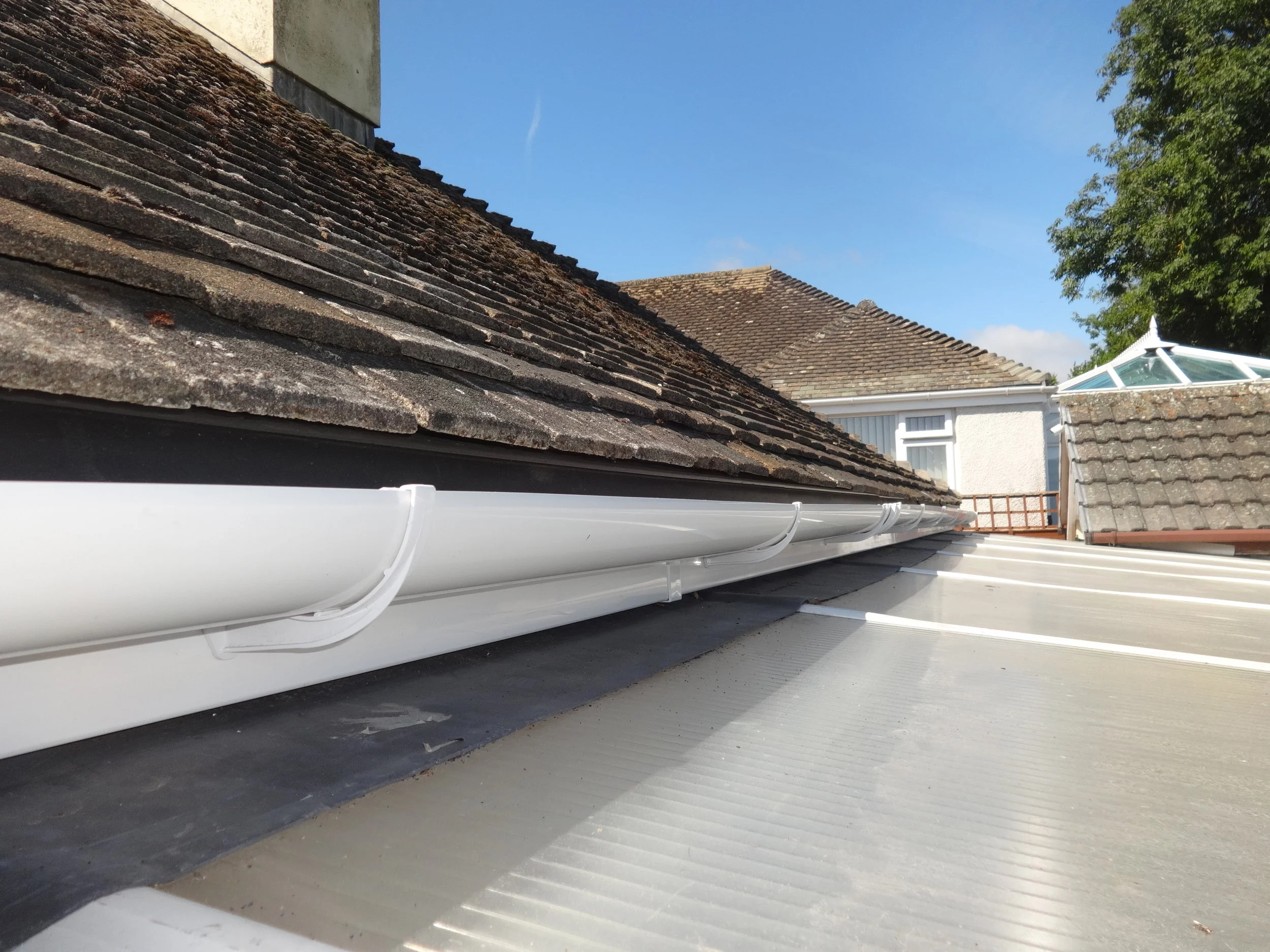 Lead over rear conservatory view.JPG