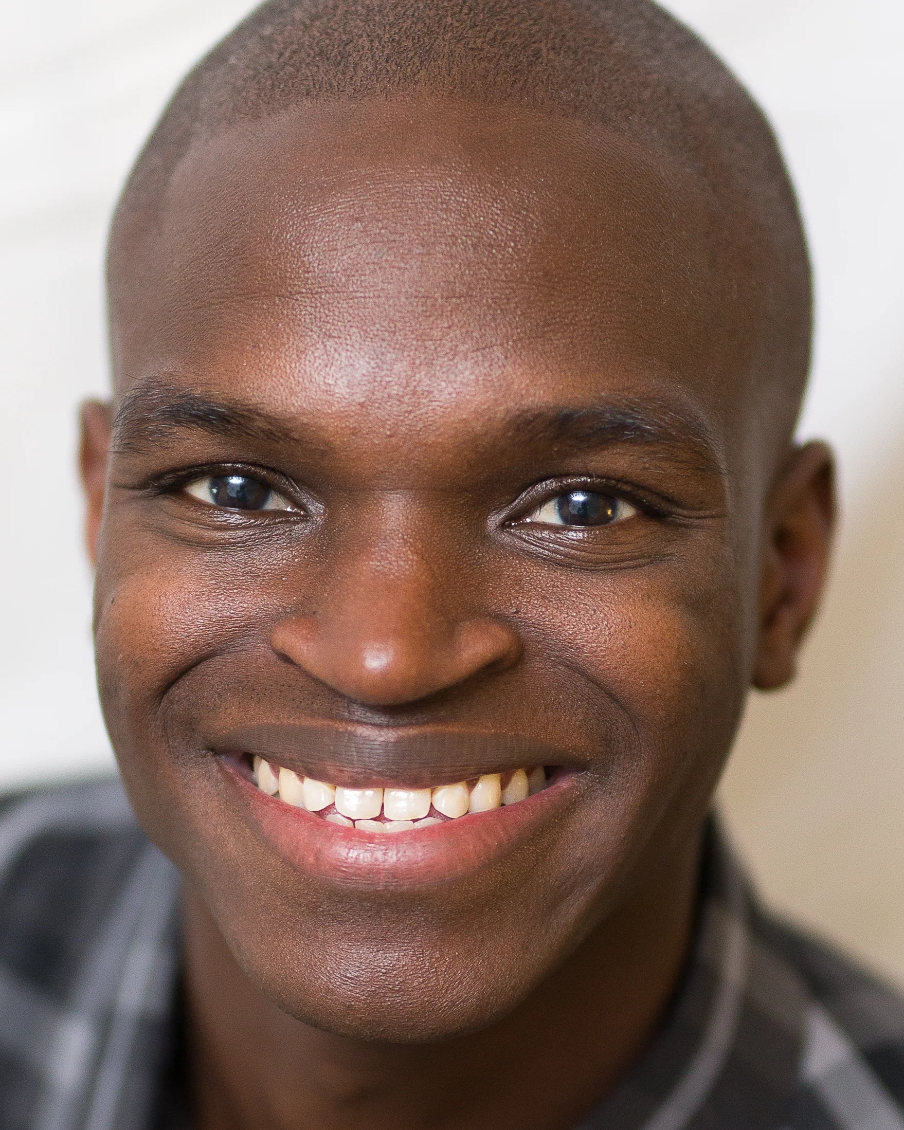 Darian_headshot_new2.jpg