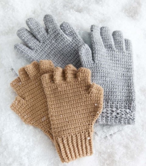 Various finger styles and cuffs for gloves