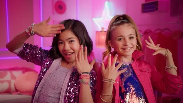 Go Glam "U-Nique Nail Salon"