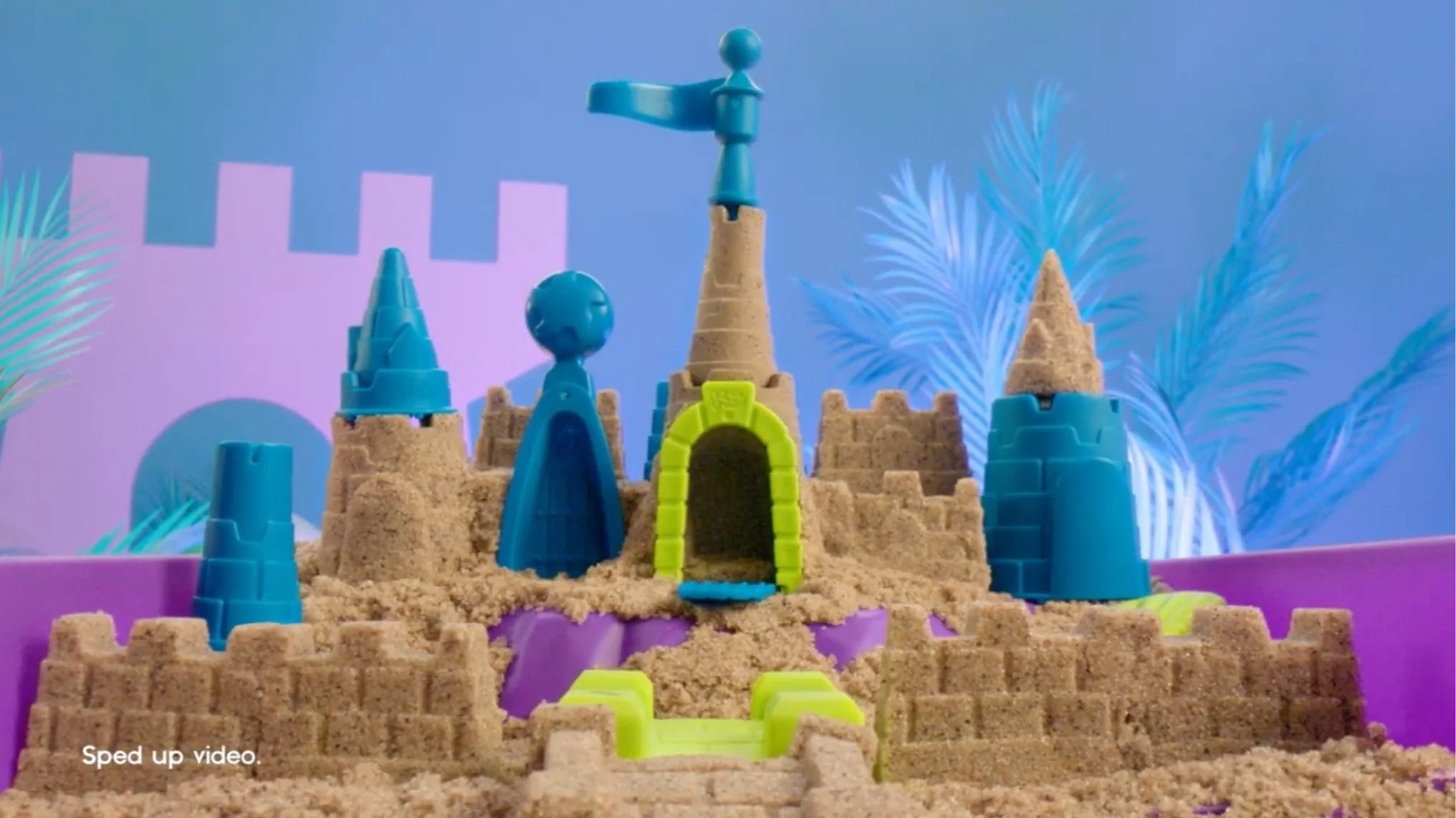 Kinetic Sand "Deluxe Beach Castle"