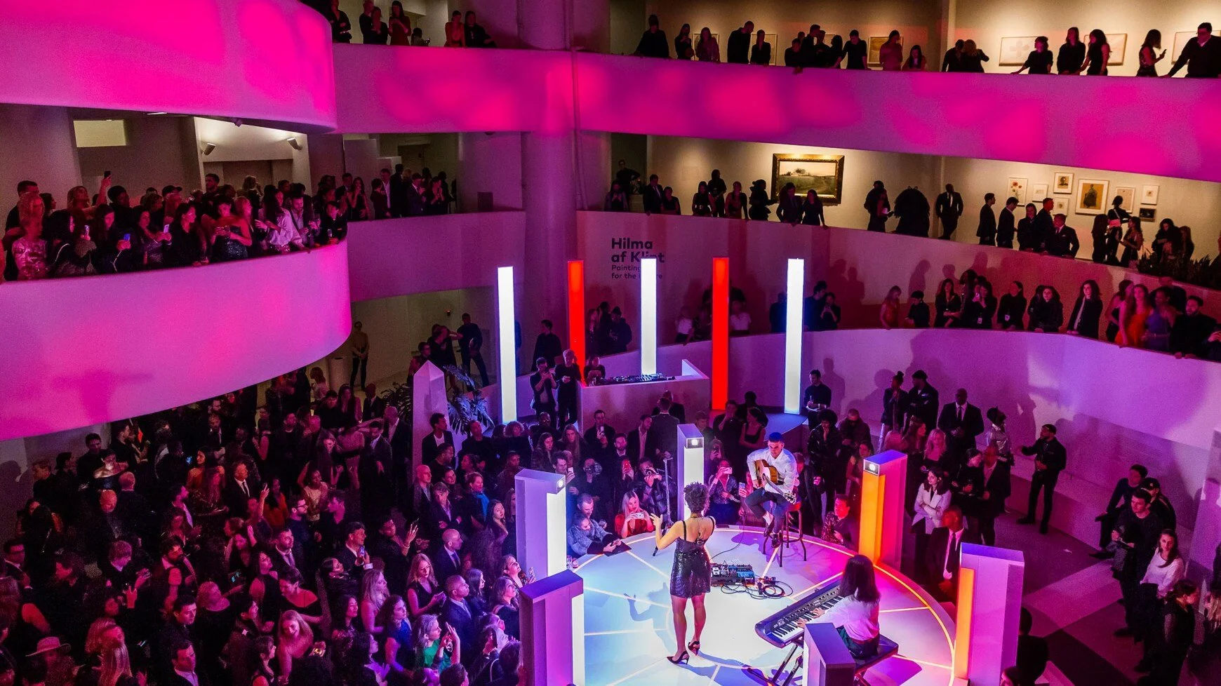 gen-event-guggenheim-international-gala-pre-party-2018-jorja-smith-16x9.jpg