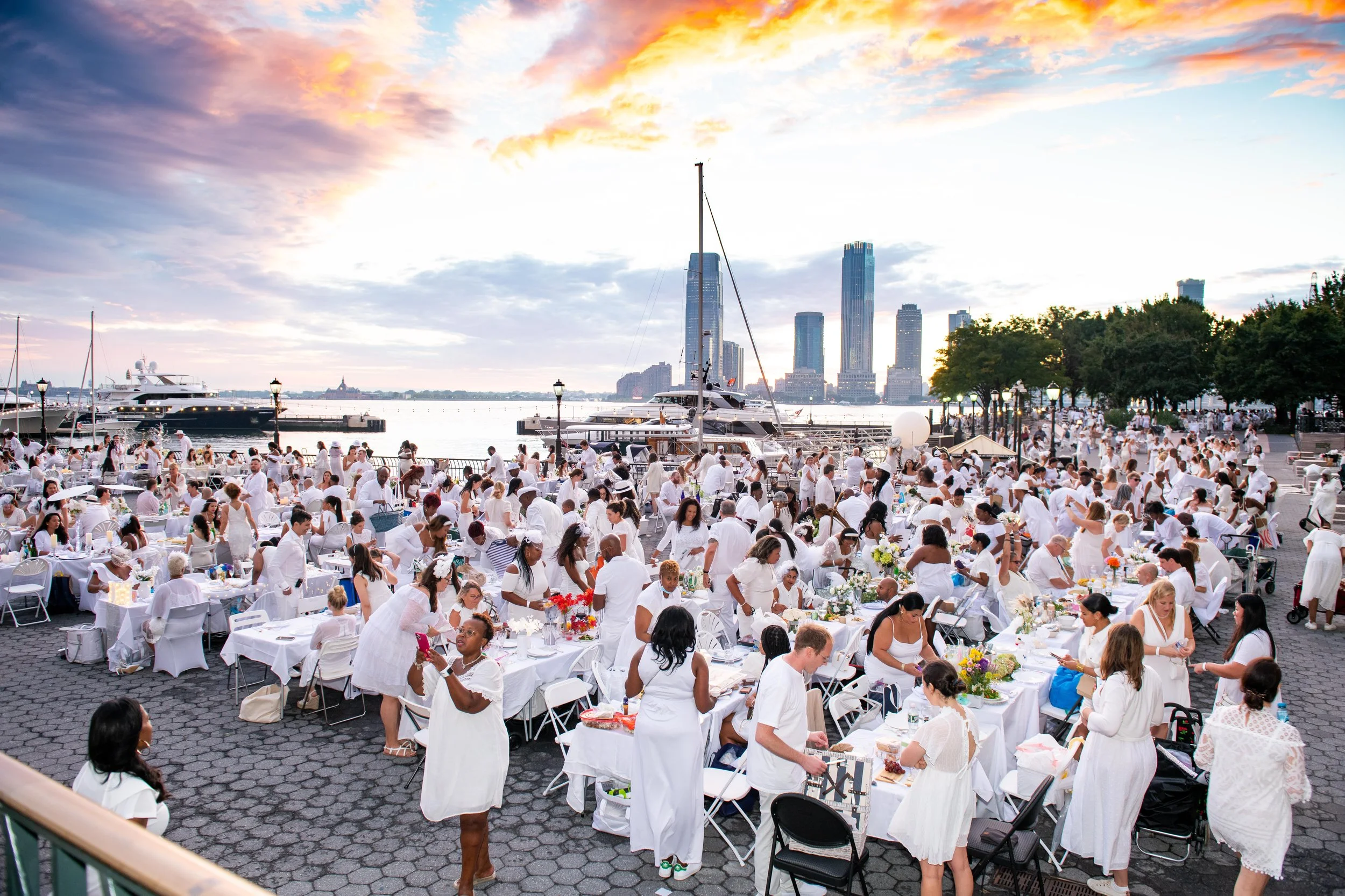 Le Dîner en Blanc, the World's Largest Pop-Up Dinner Party, Returns to NYC on September 14th