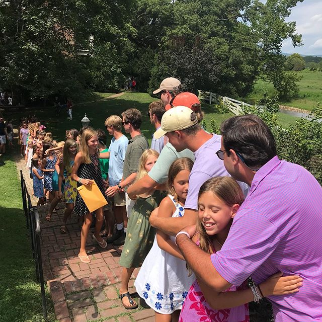 Sweet goodbyes. Hug line💕 Lachlan 2019💕❤️💕