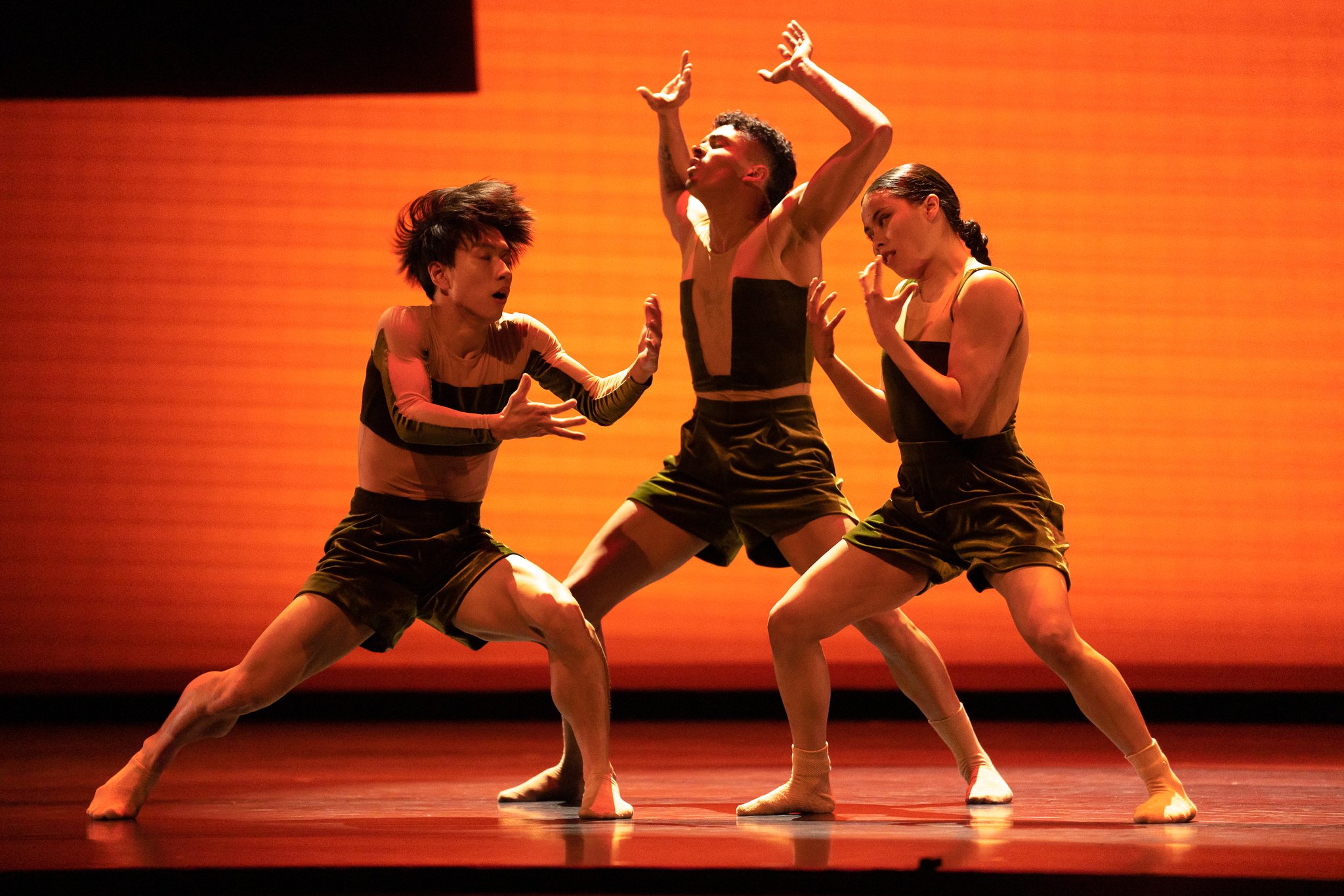 Hubbard Street Dancers Shota Miyoshi, Abdiel Figueroa Reyes, and Cyrie Topete in Aguas Que Van, Quieren Volver by Rena Butler. Photo by Michelle Reid. 04.jpg