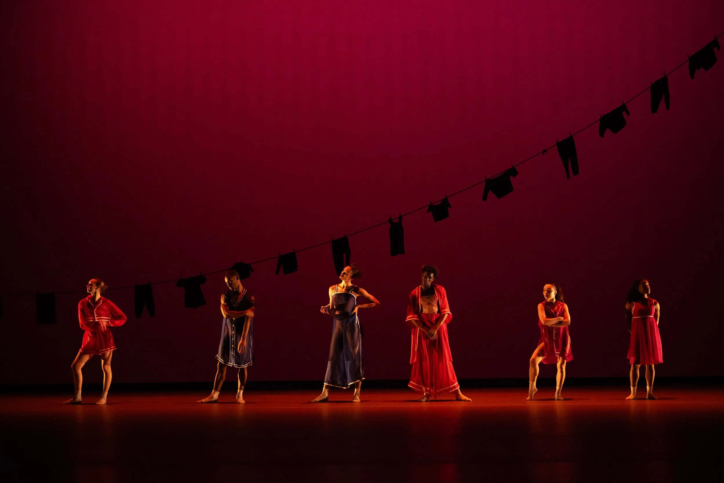 Ailey II in Chalvar Monteiro's Berry Dreamin'. Photo by Nir Arieli_.jpg
