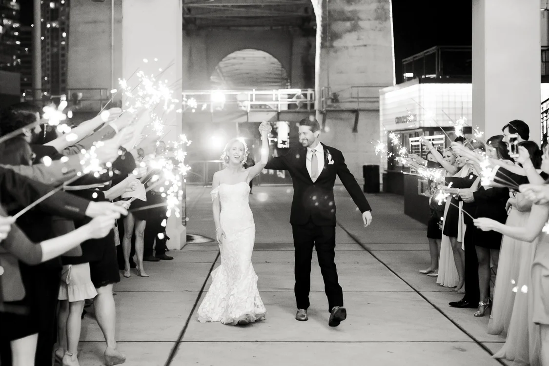The Bridge Building Downtown Nashville Wedding Photographer | Lauren Galloway Photography | Nashville Weddings