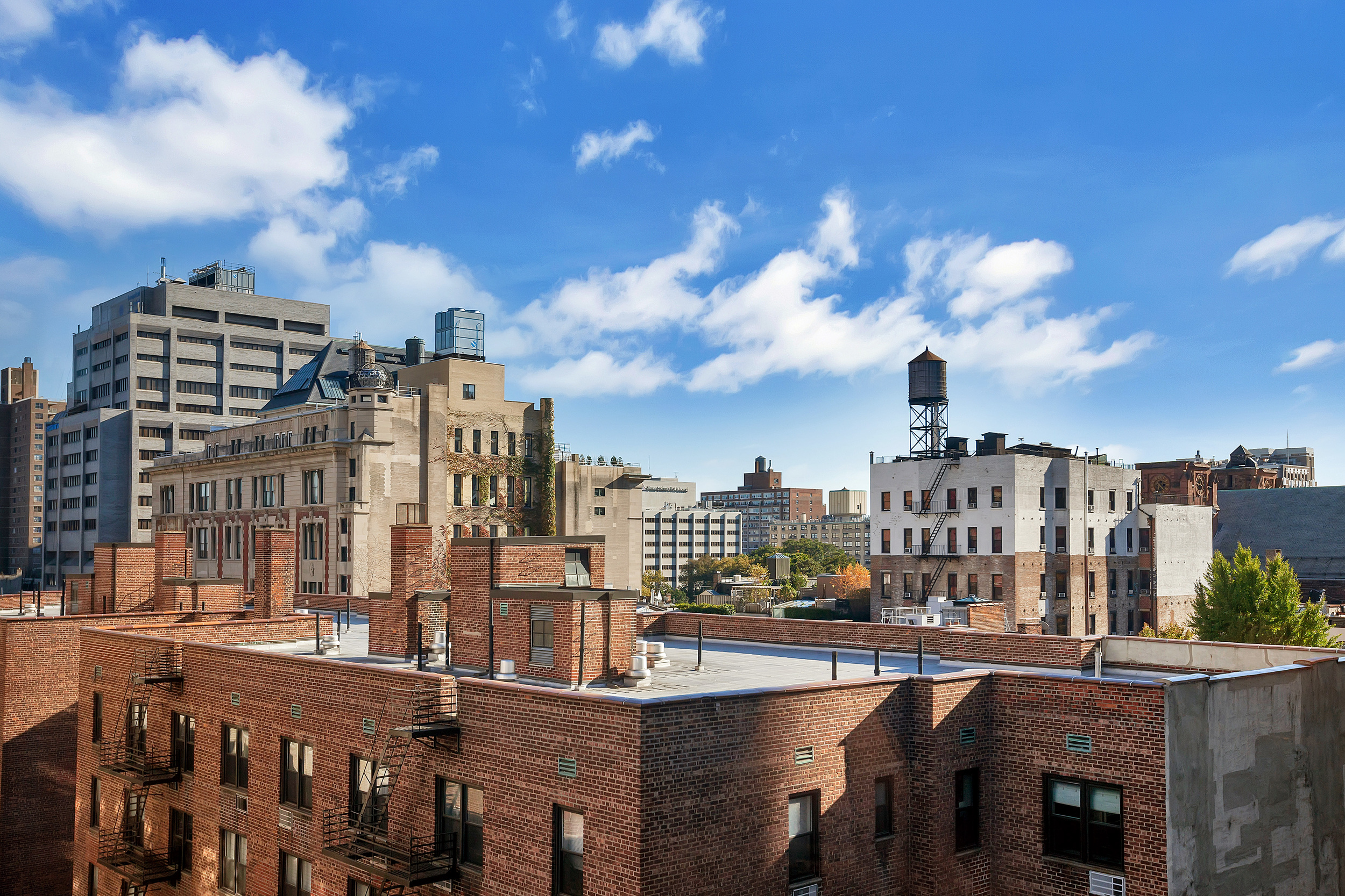 GRAMERCYPARKTOWER205ThirdAvenue9T-GramercyNewYork_Dylan_Hildreth-Hoffman_DouglasElliman_Photography_31456285_high_res.jpg