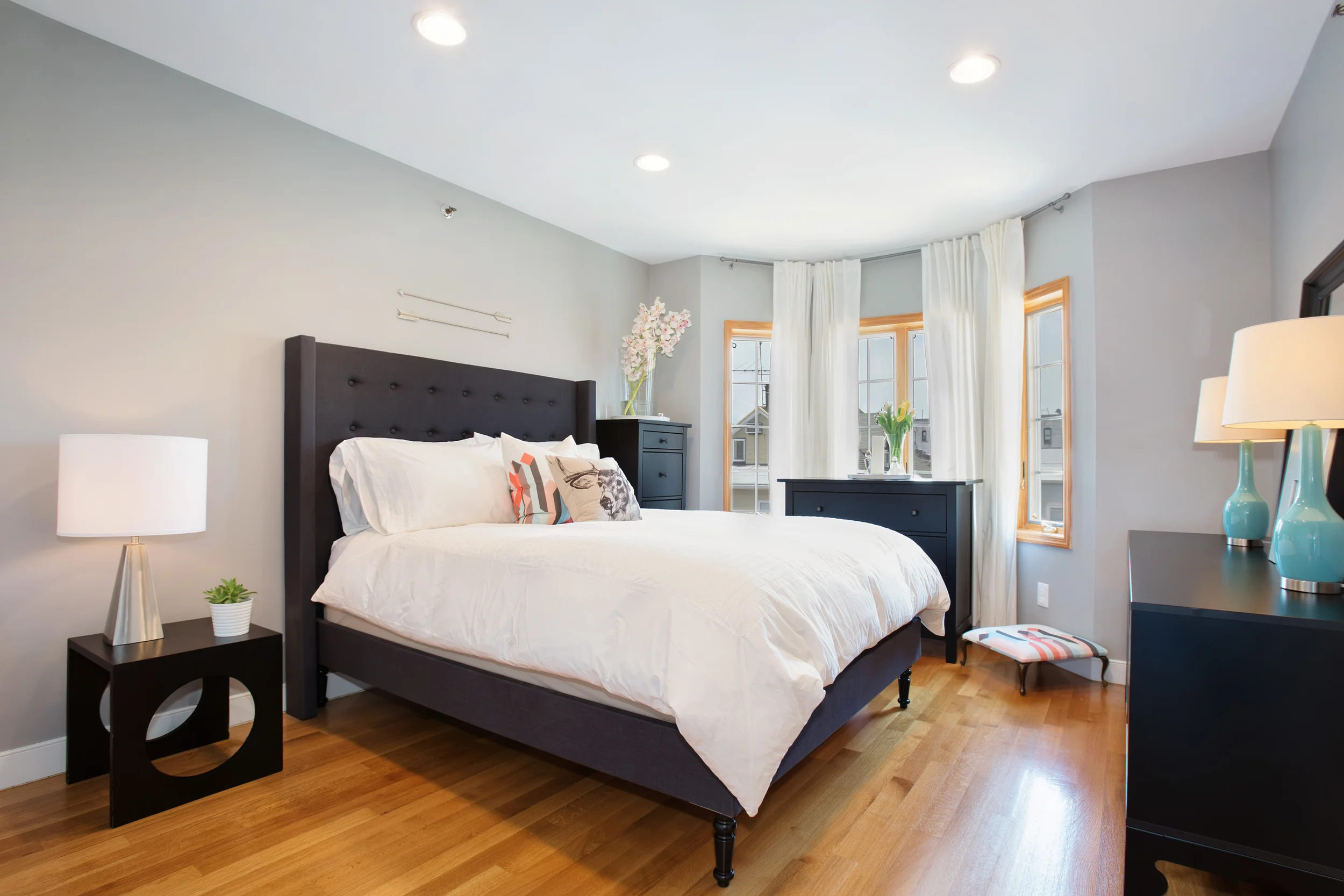 734e5thst4l-mstr.jpg