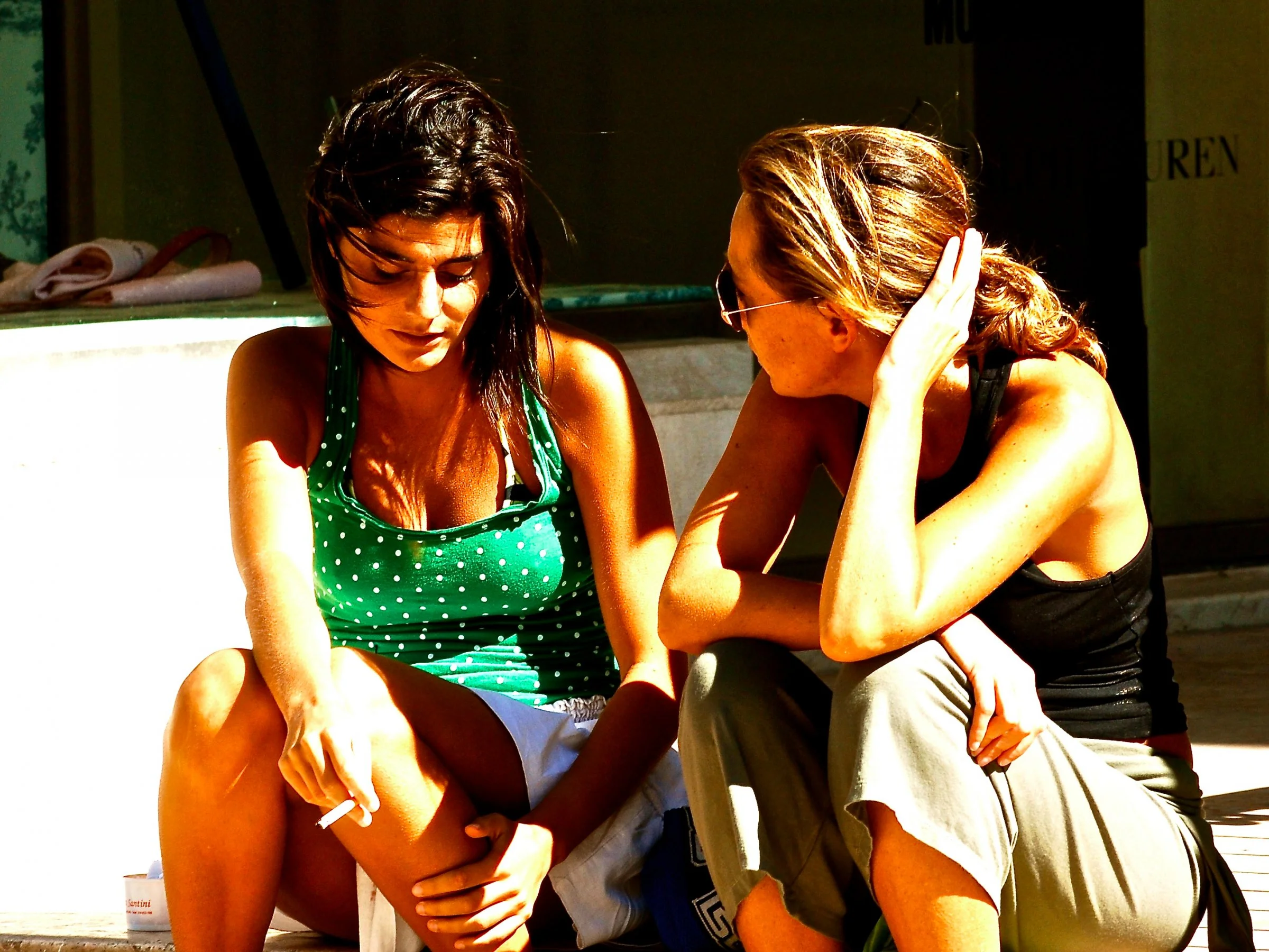 9 things to do when you first meet someone if you want them to remember you forever