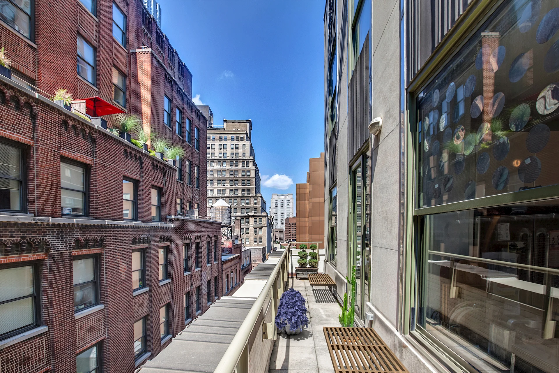 99 John Street, Unit 1106