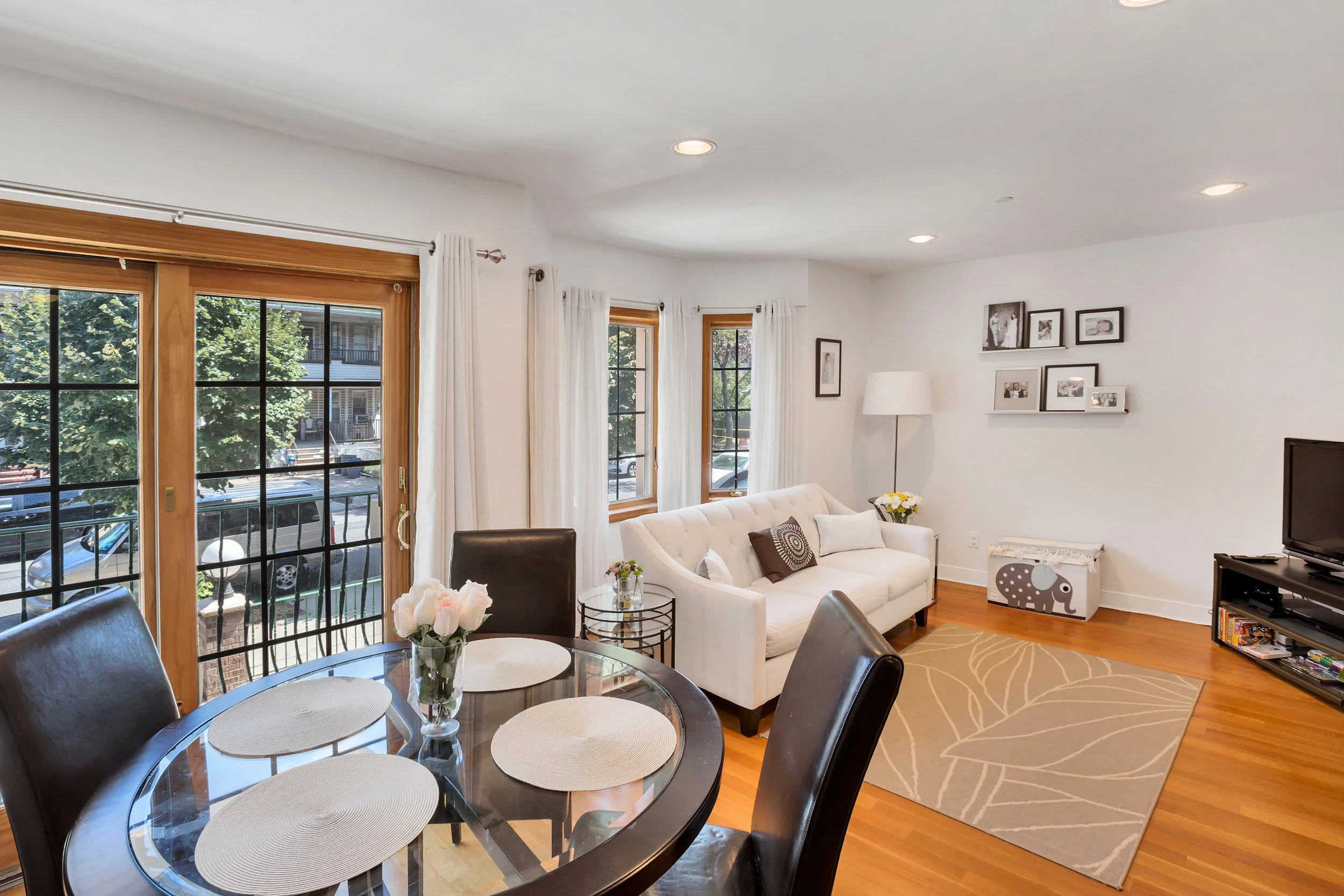 734 East 5th Street, Unit 2R