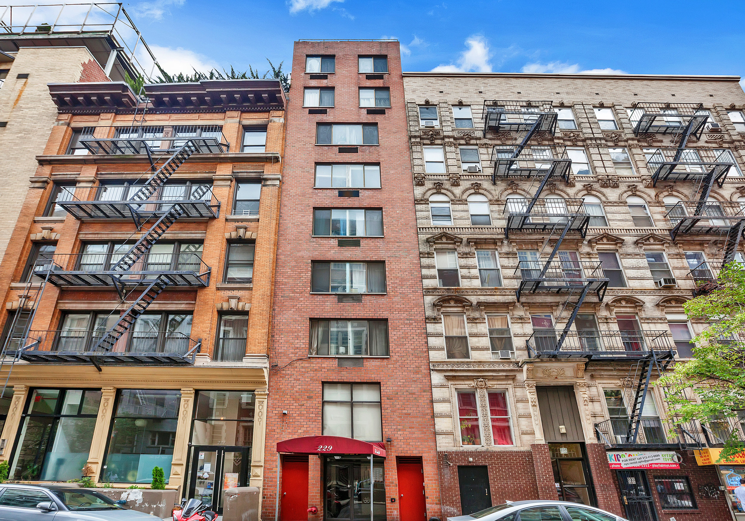 229 East 24th Street - $9,950,000