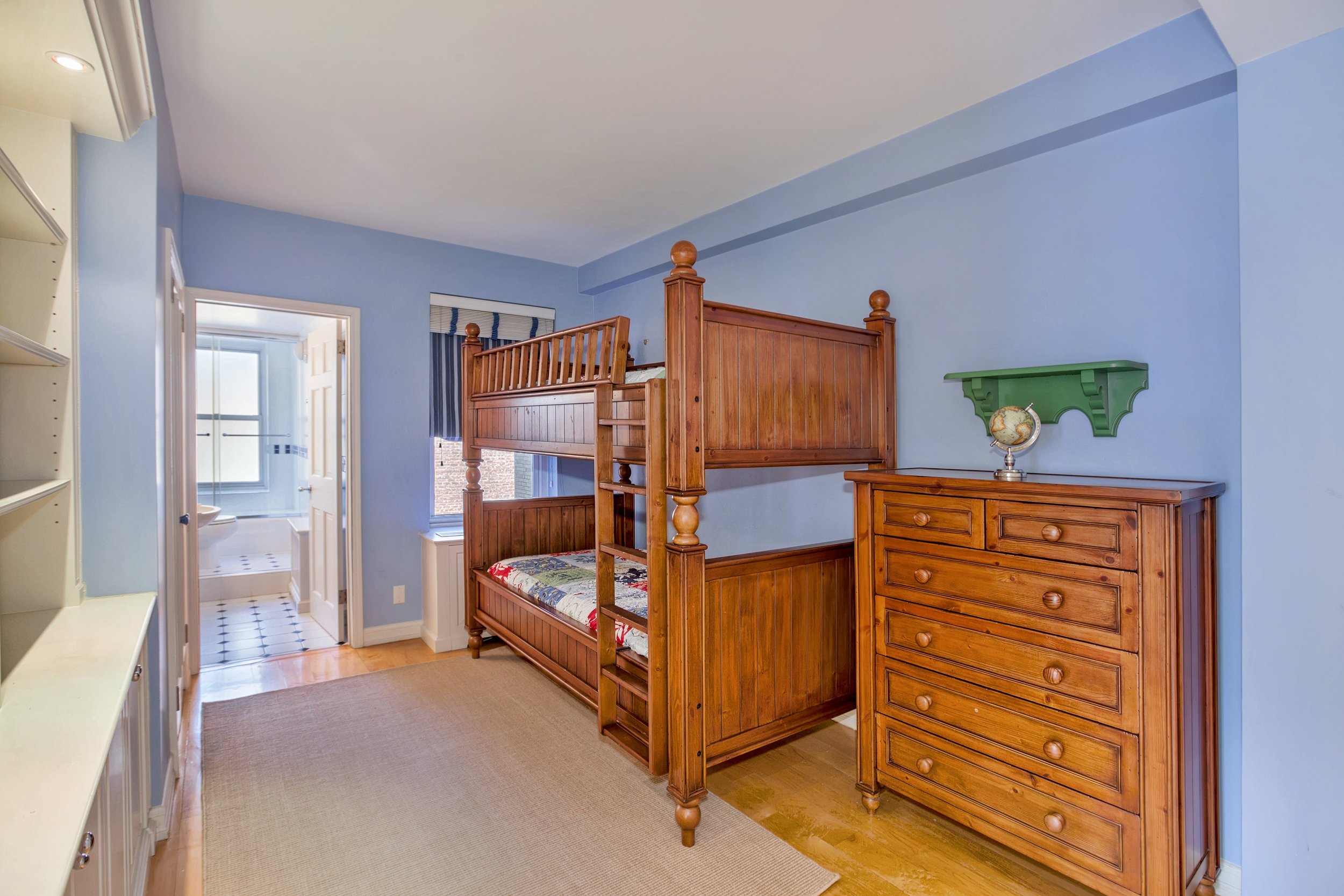 20170116-44e67thst8de-dh_bdrm2.jpg