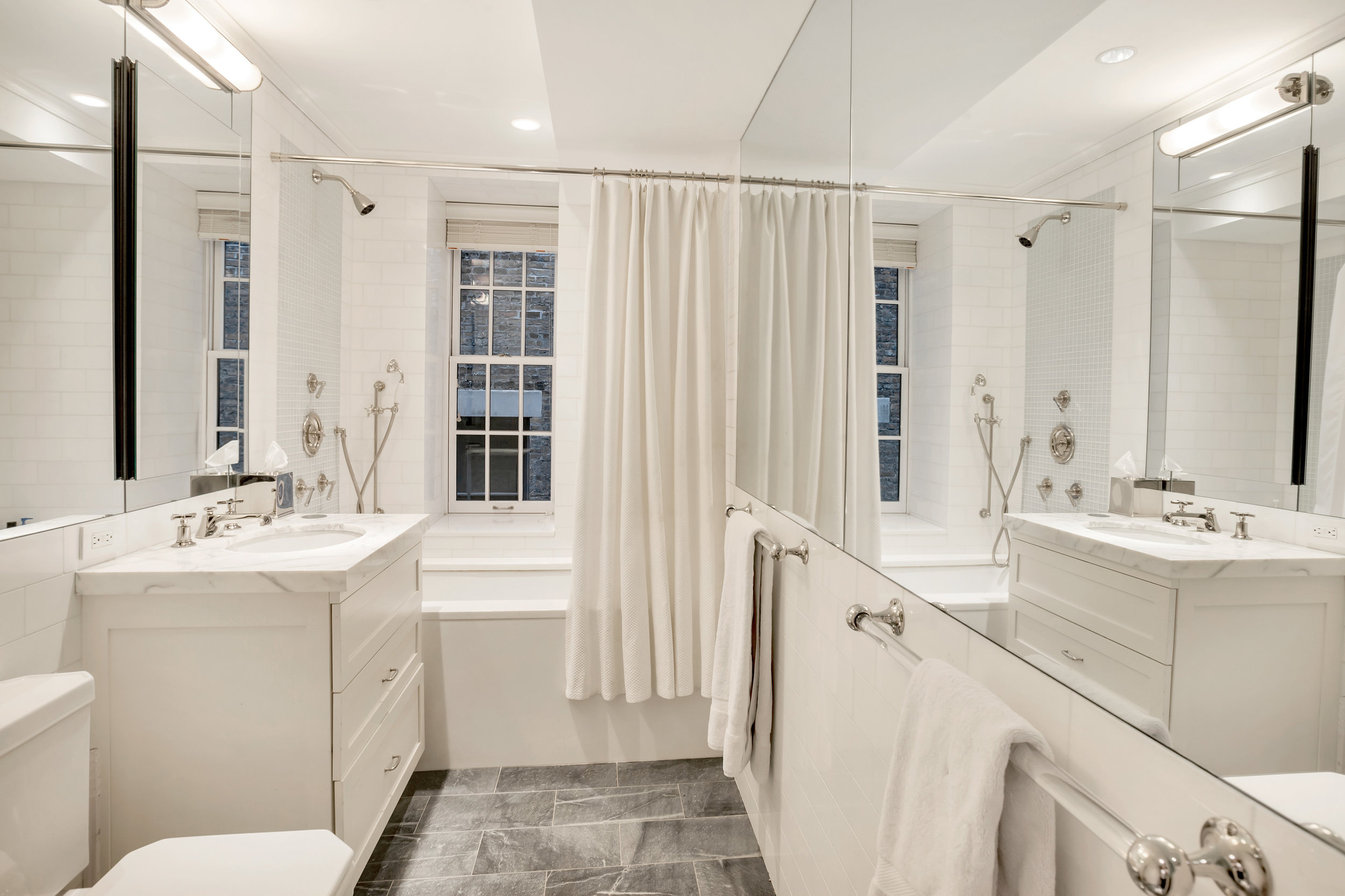 20170127-28e10thst10h-ht_bath2.jpg