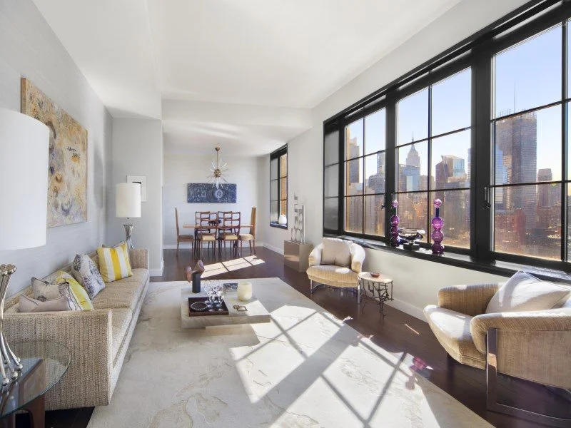 425-West-50th-Street-Pha-5.jpg