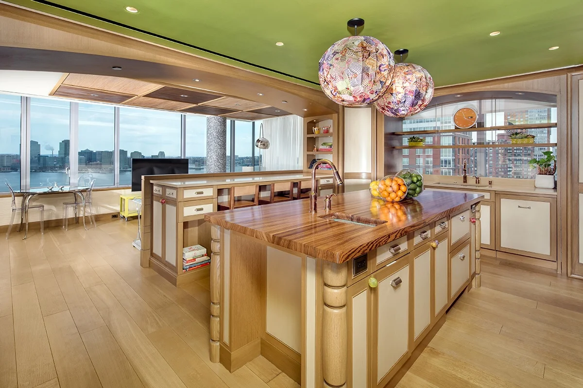 Tyra-Banks-Riverhouse-Duplex-Apartment-4.jpg